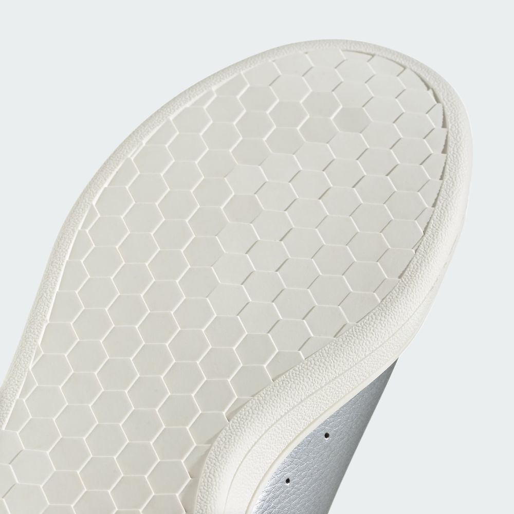 Foto 8 | Tenis Urban Court Adidas Plata Mujer