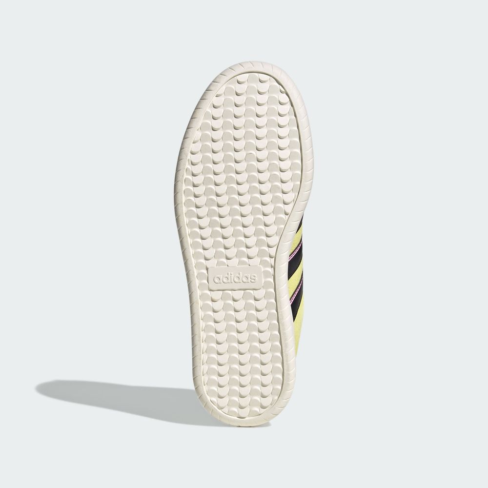 Foto 6 pulgar | Tenis Barreda Adidas Amarillo para Mujer