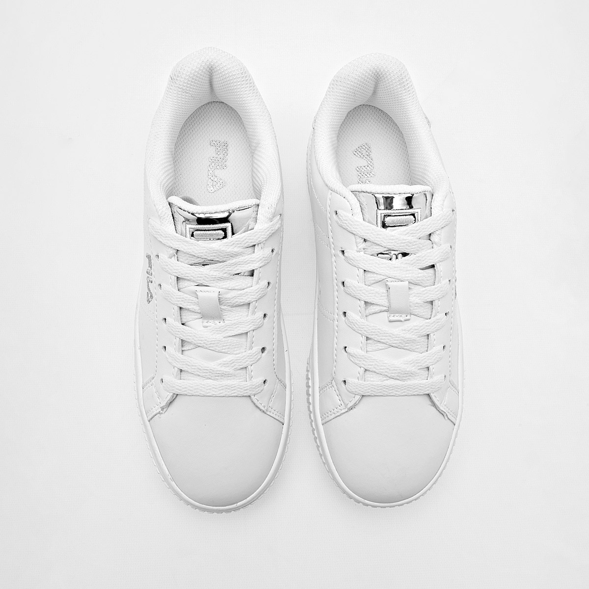 Foto 4 pulgar | Tenis Urbanos Fila Blancos para Mujer