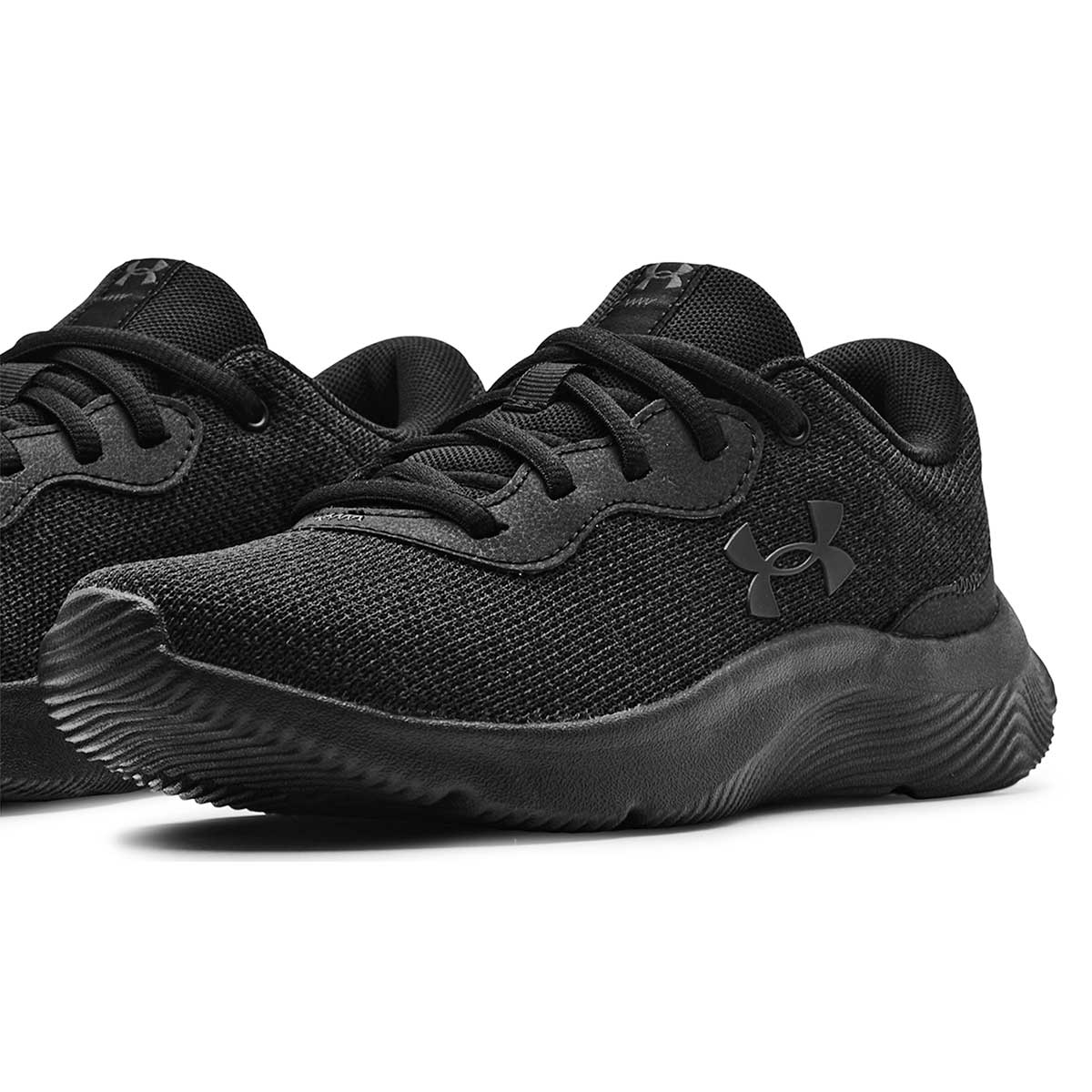 Foto 2 pulgar | Under Armour Tenis Deportivo Para Mujer Negro, Ua W Mojo 2