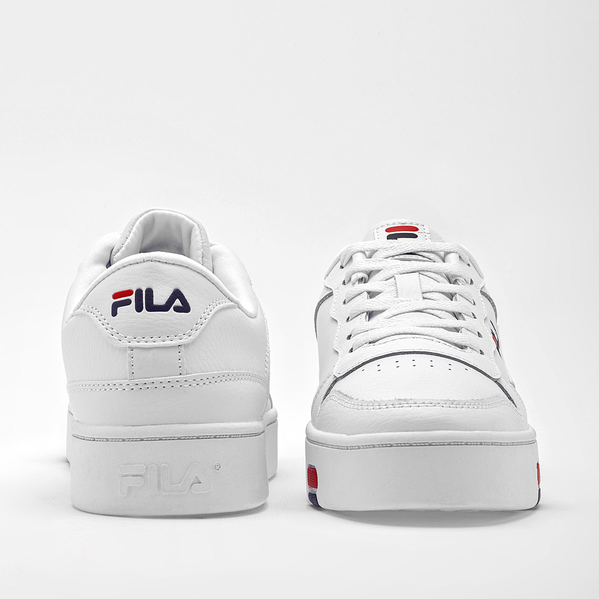 Foto 5 pulgar | Tenis Urbanos Fila MGX-100 Blancos para Mujer