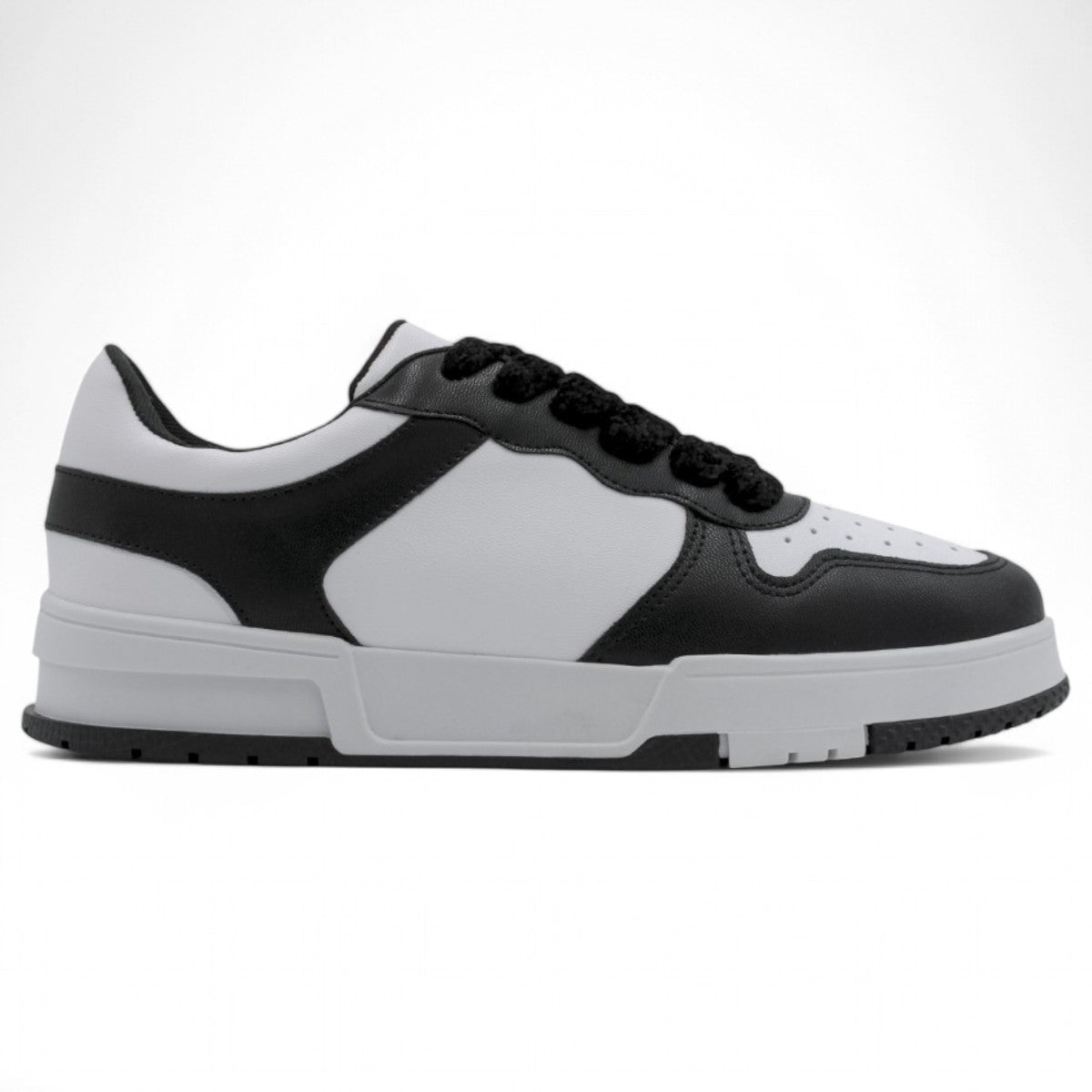 Foto 3 pulgar | Tenis Con Cordones Exterior Piel Vegana Color Negro Para Mujer De Rbbasics