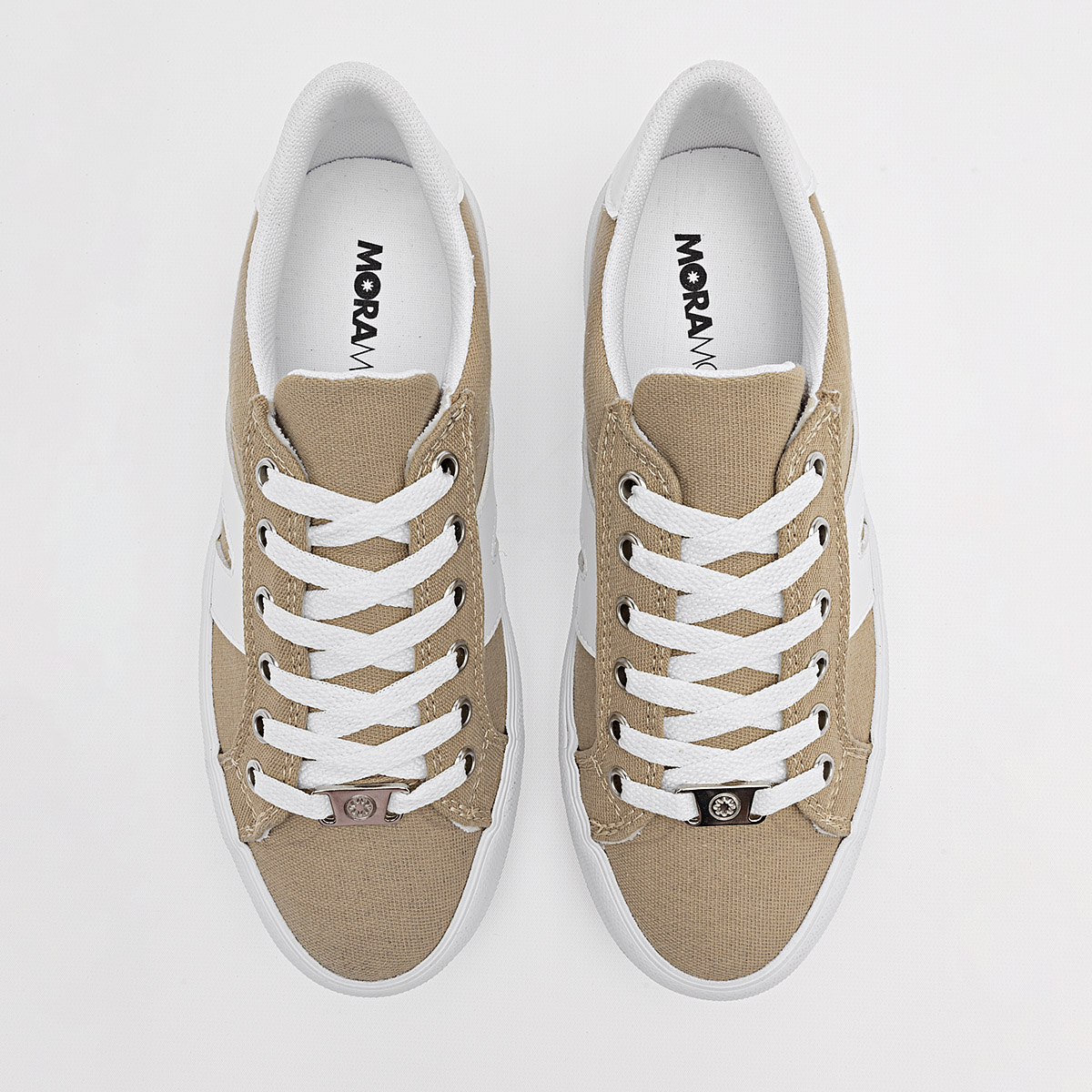 Foto 3 | Moramora Tenis Urbano Para Mujer Beige Blanco Cod.132601