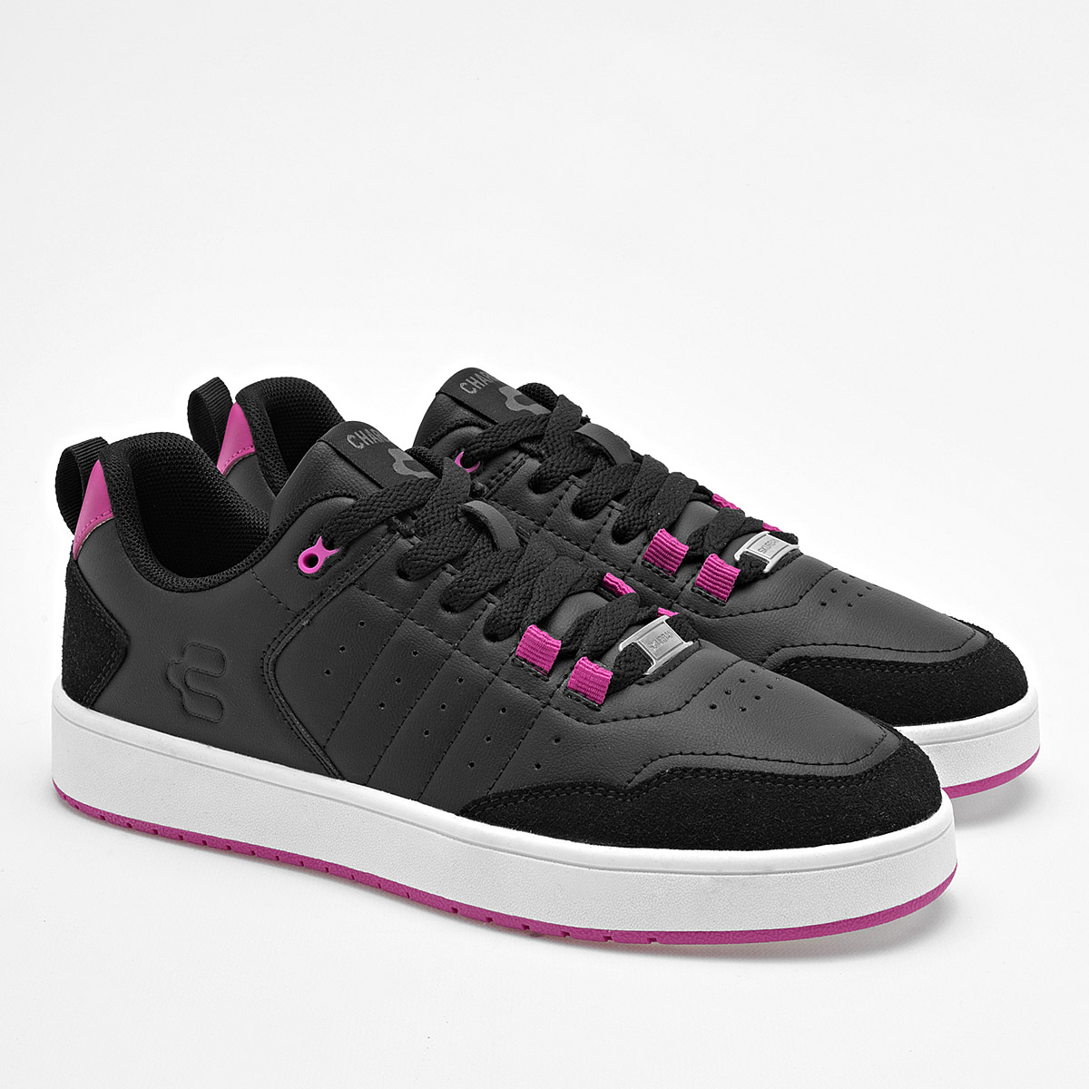 Foto 3 pulgar | Charly Tenis Urbano Para Mujer Negro Cod.131578