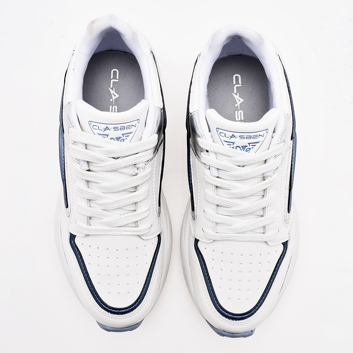 Foto 4 pulgar | Clasben Tenis Urbano Para Mujer Blanco Azul Plata Cod.131963