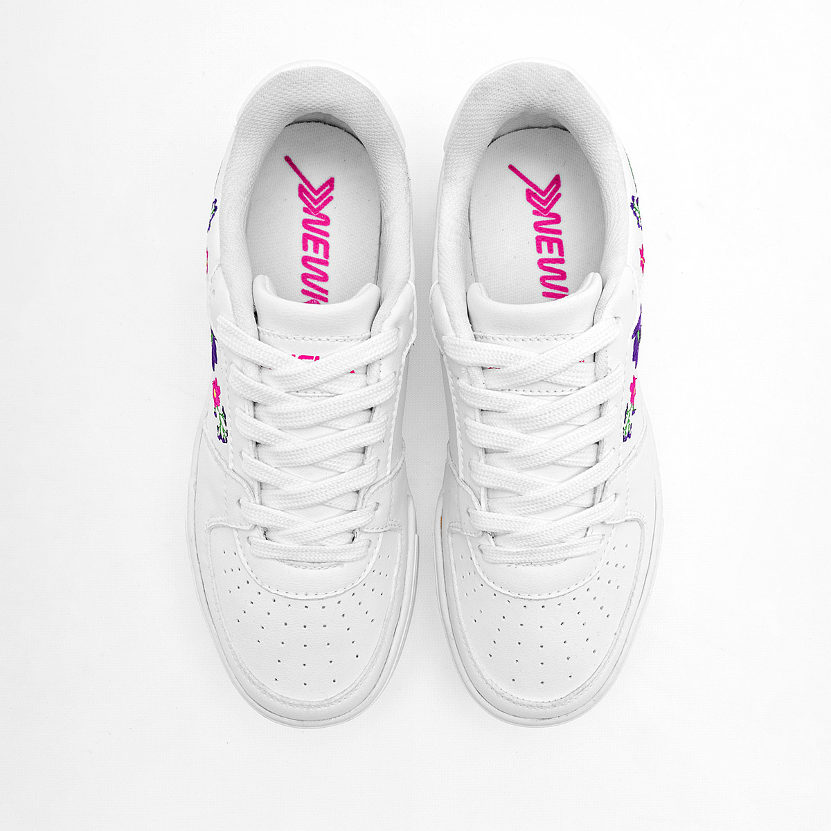 Foto 4 pulgar | Newk Tenis Urbano Para Mujer Blanco Multicolor Cod.133411