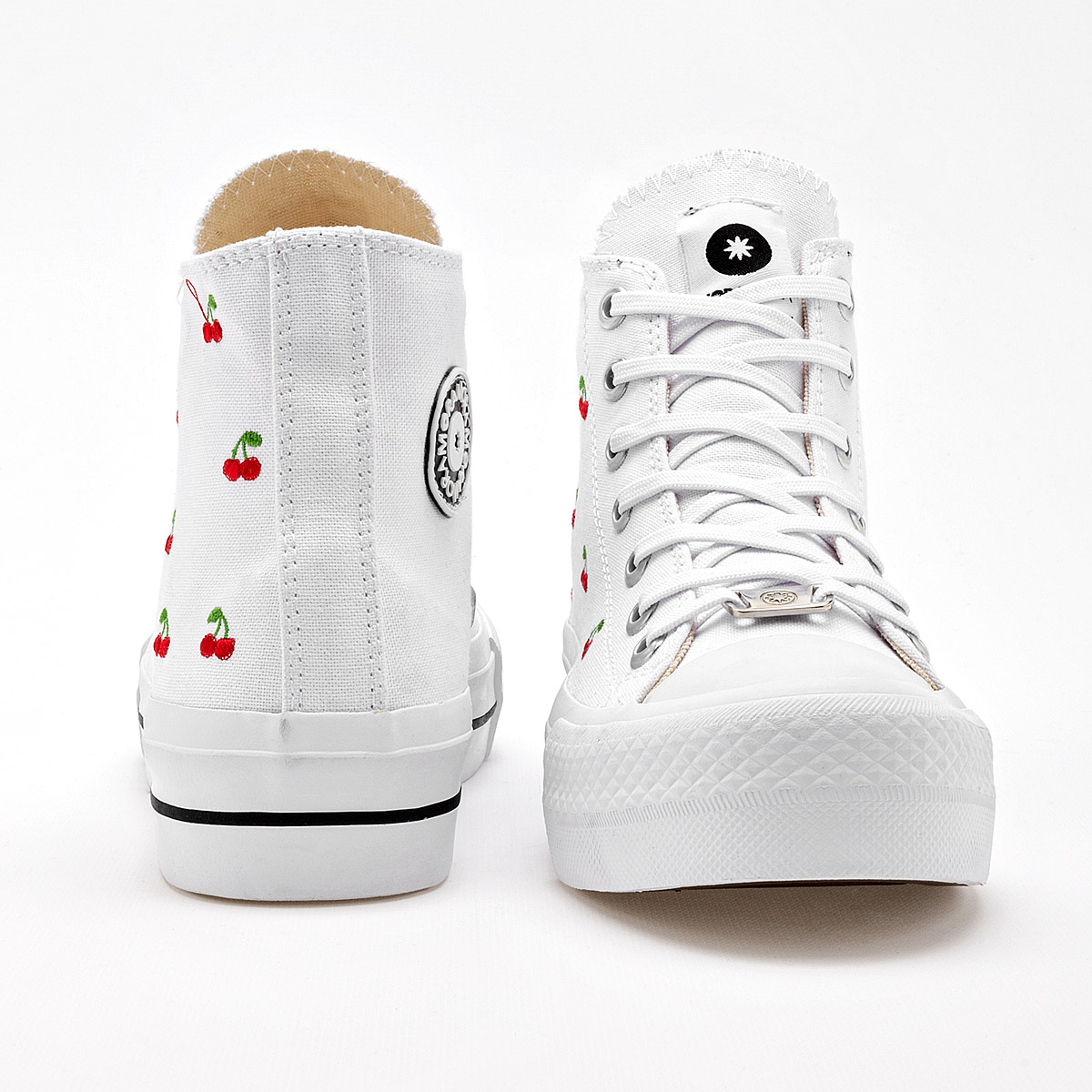 Foto 4 pulgar | Moramora Tenis Urbano Para Mujer Blanco Cod.132597