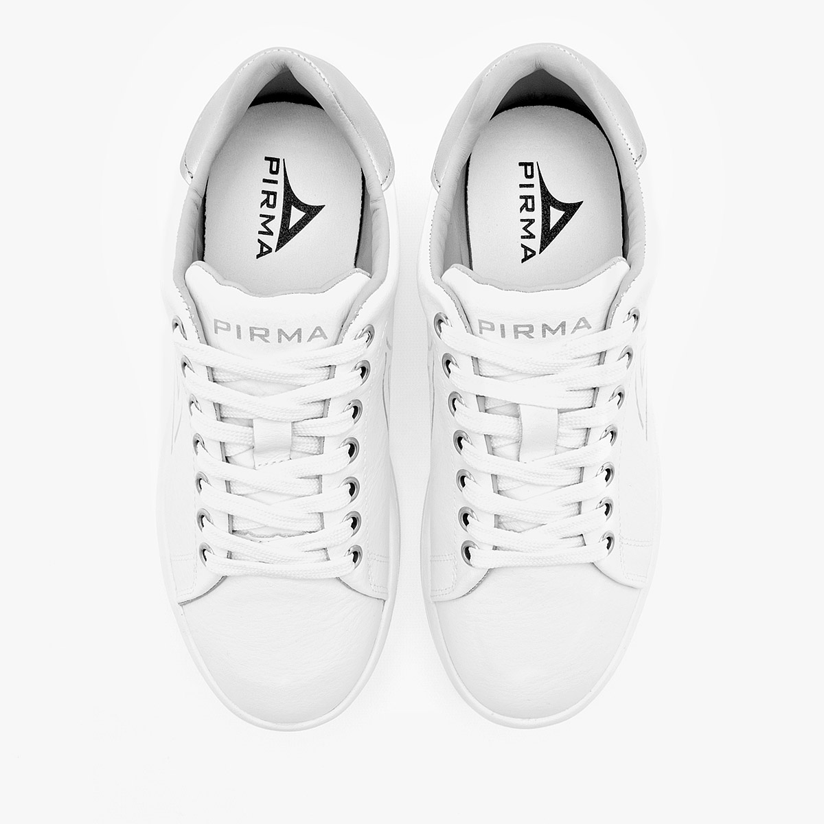 Foto 4 pulgar | Tenis Urbanos Pirma Blancos para Mujer