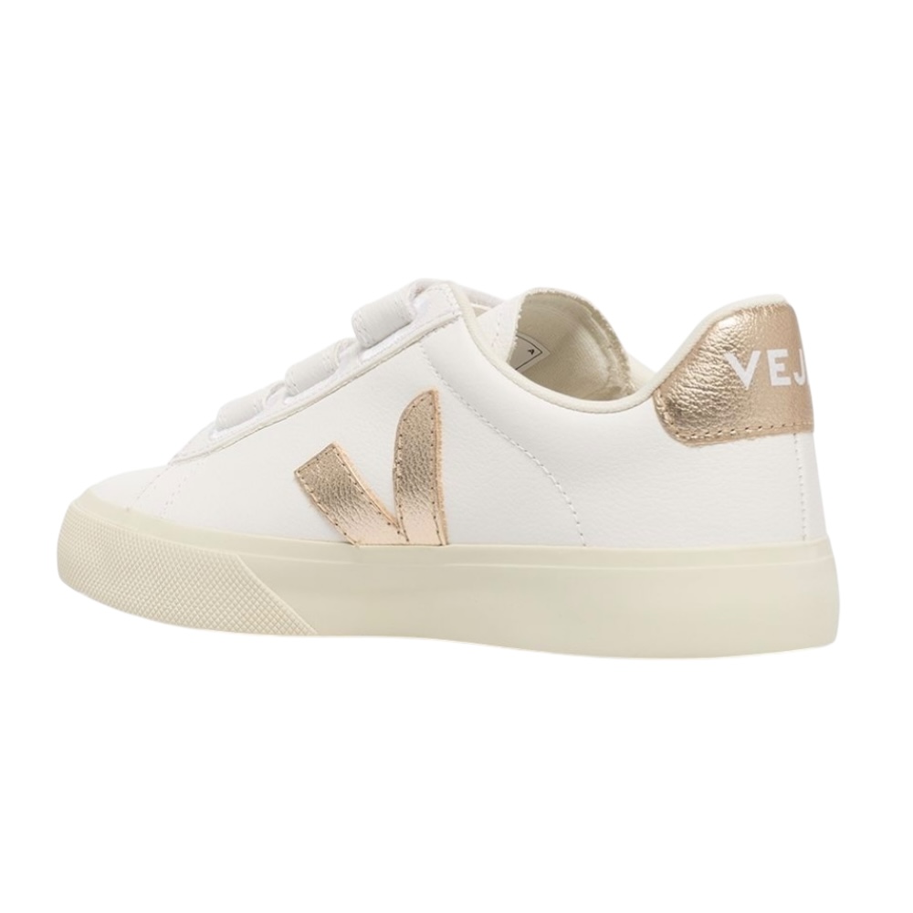 Foto 4 pulgar | Tenis Chrome Free Blancos Con Logo En Color Dorado Talla 27