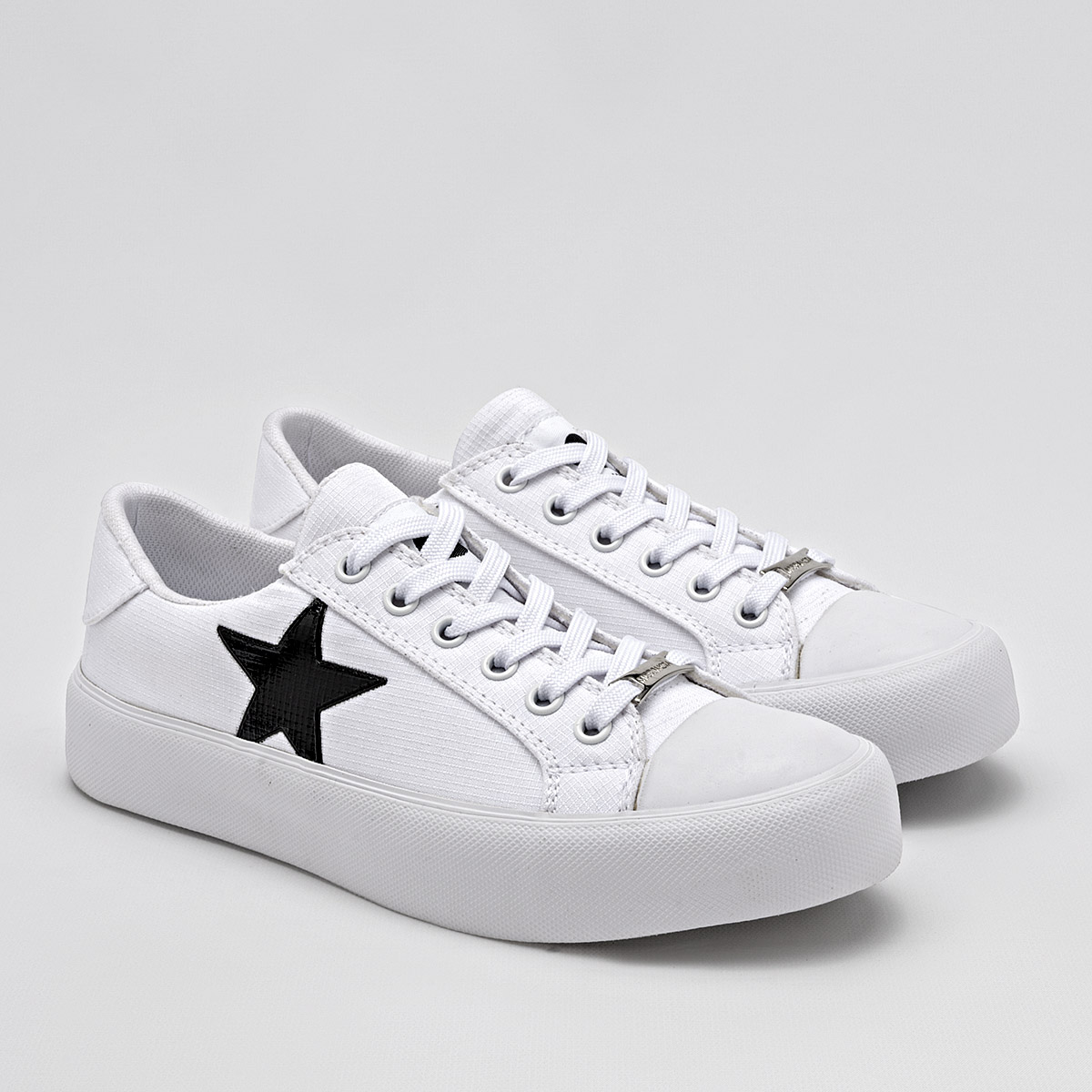 Foto 3 pulgar | Moramora Tenis Urbano Para Mujer Blanco