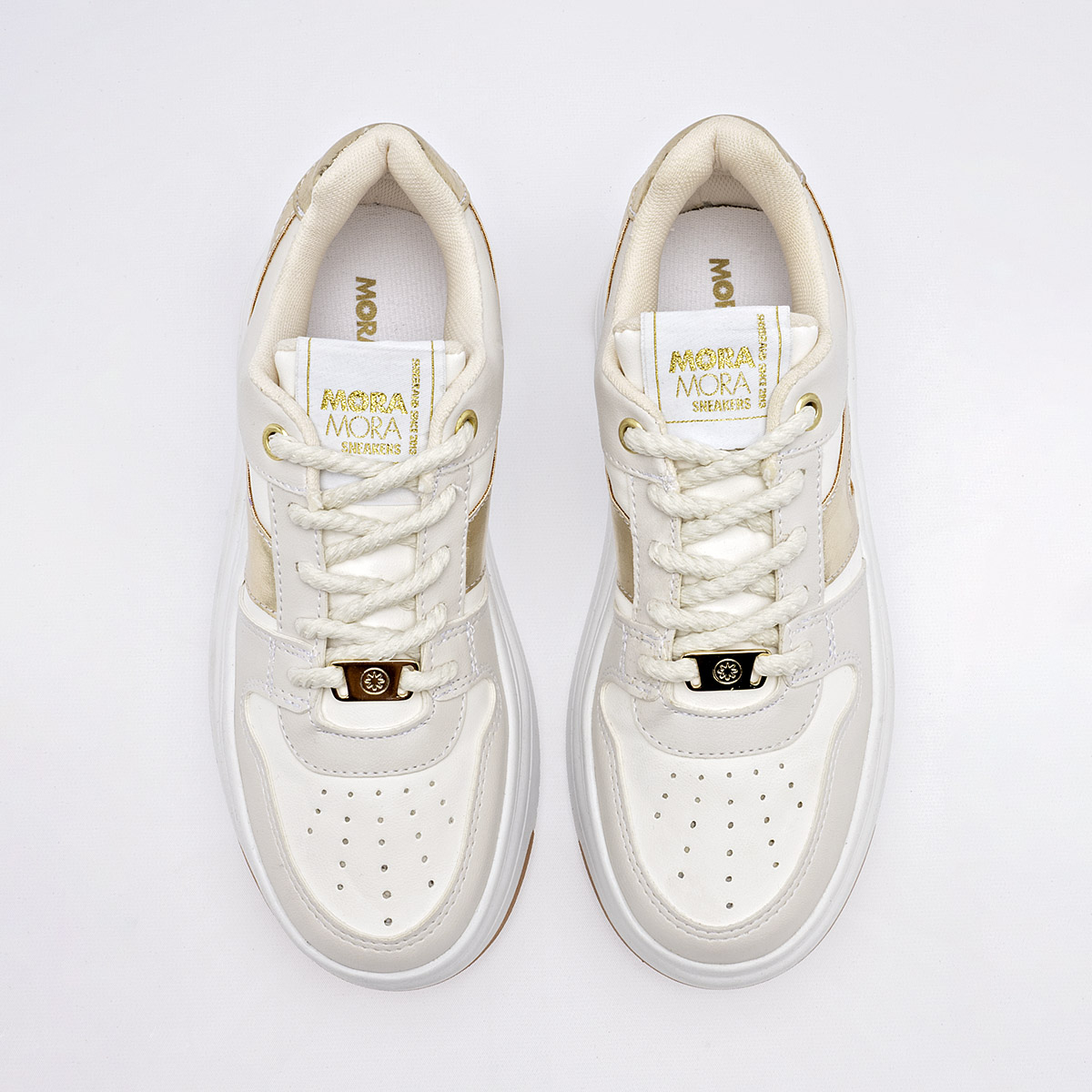 Foto 4 pulgar | Moramora Tenis Urbano Para Mujer Blanco Dorado