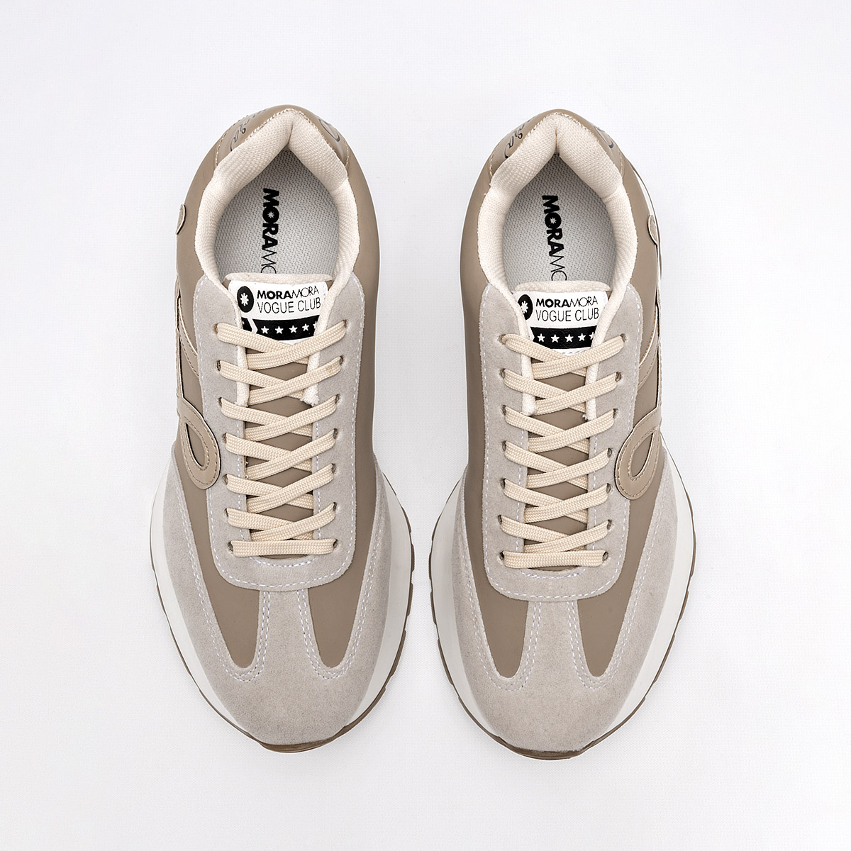 Foto 4 pulgar | Moramora Tenis Urbano Para Mujer Late Beige Oro