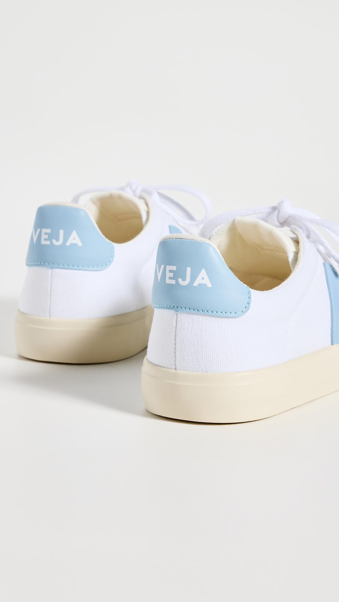 Foto 3 | Tenis Casuales Veja para Mujer-Venta Internacional