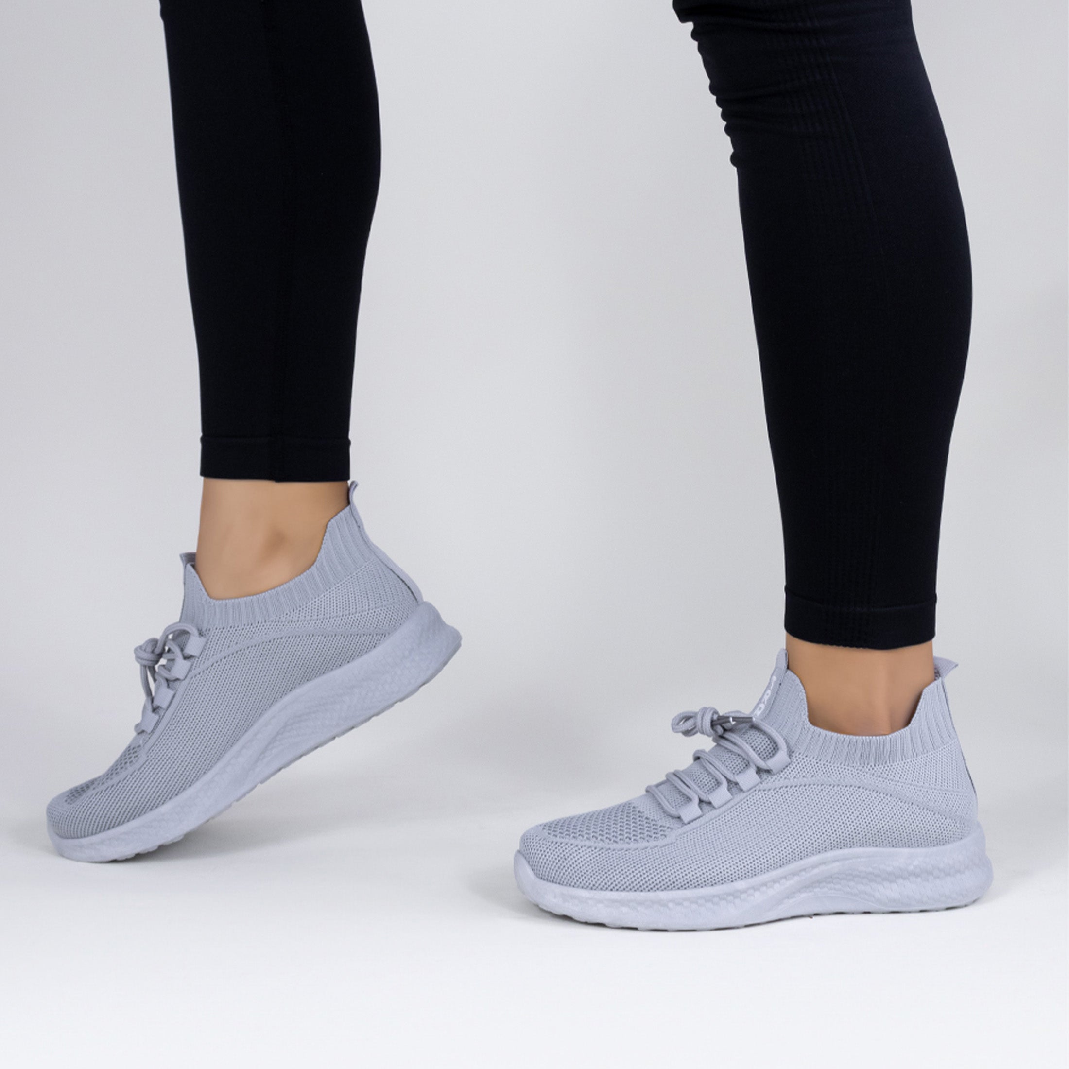 Foto 2 | Tenis Para Entrenamiento Exterior Textil Color Gris Para Mujer De Rbmove