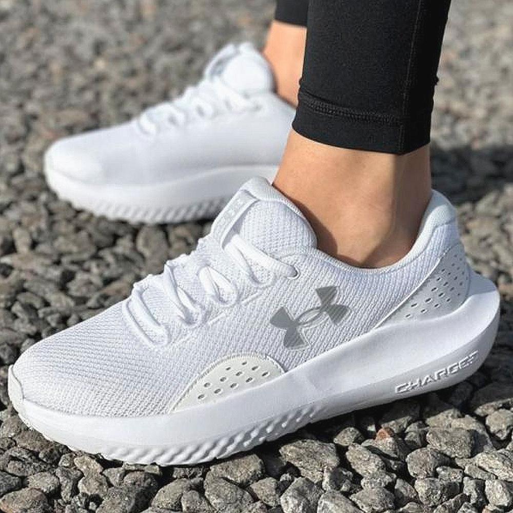 Foto 8 pulgar | Tenis Under Armour Charged Surge 4 - 3027007100 - Blanco - Mujer Blanco