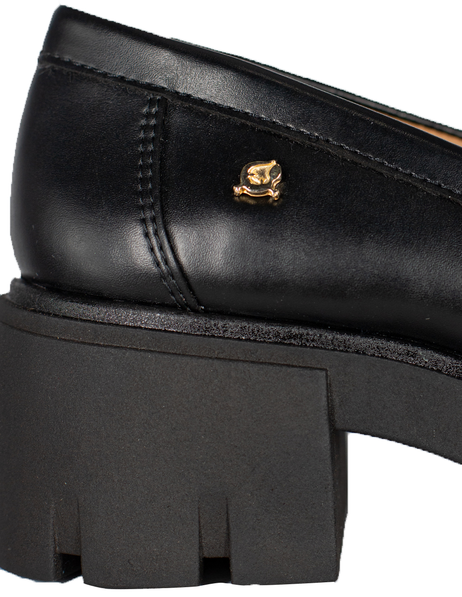 Foto 8 pulgar | Zapato Casual Salamandra 23MJZA0310 color Negro Mocasín Confort para Mujer