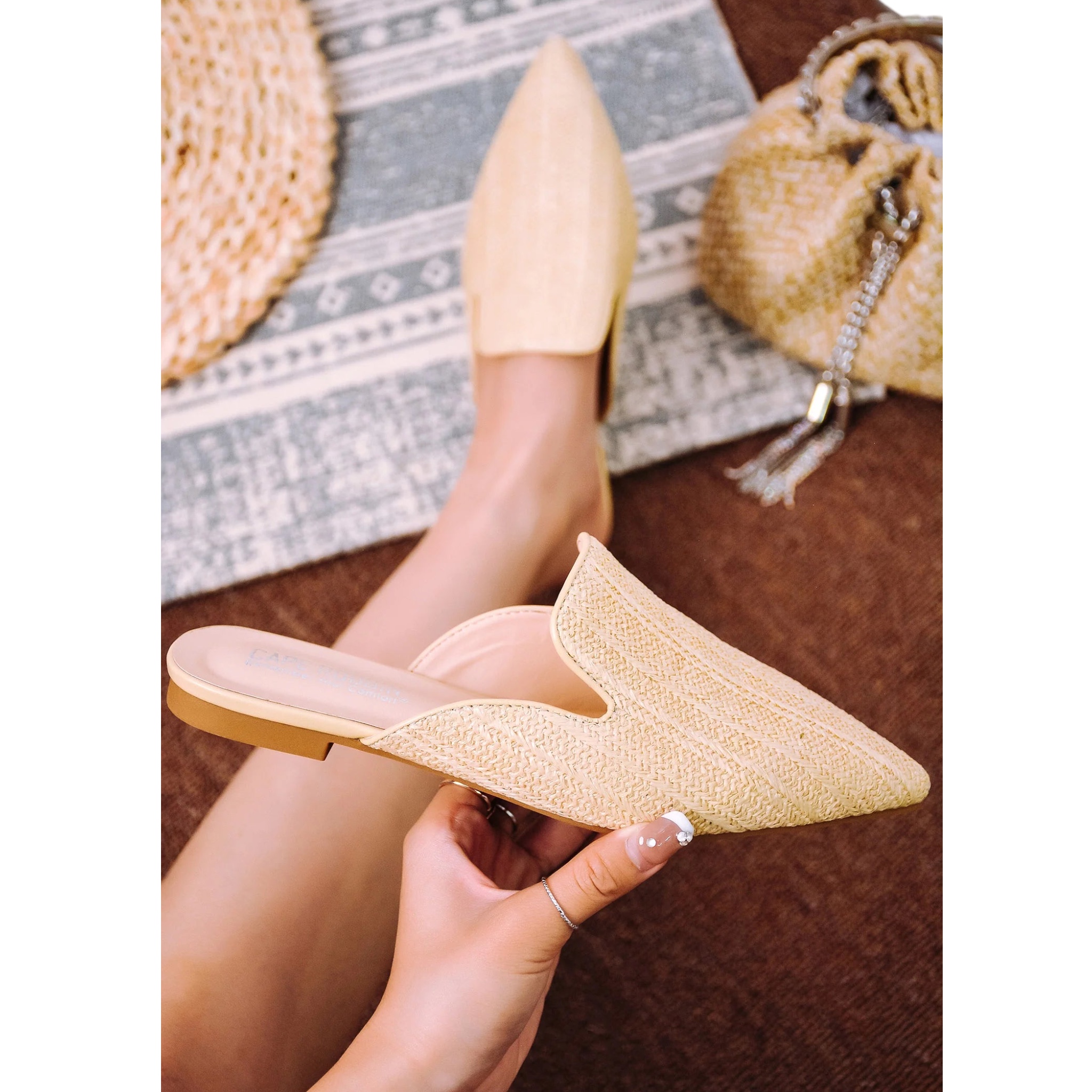 Foto 4 pulgar | Flats General Redmal9 color Beige para Mujer