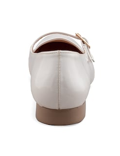 Foto 3 | Flat De Charol Crema Con Correa Ajustable Para Mujer