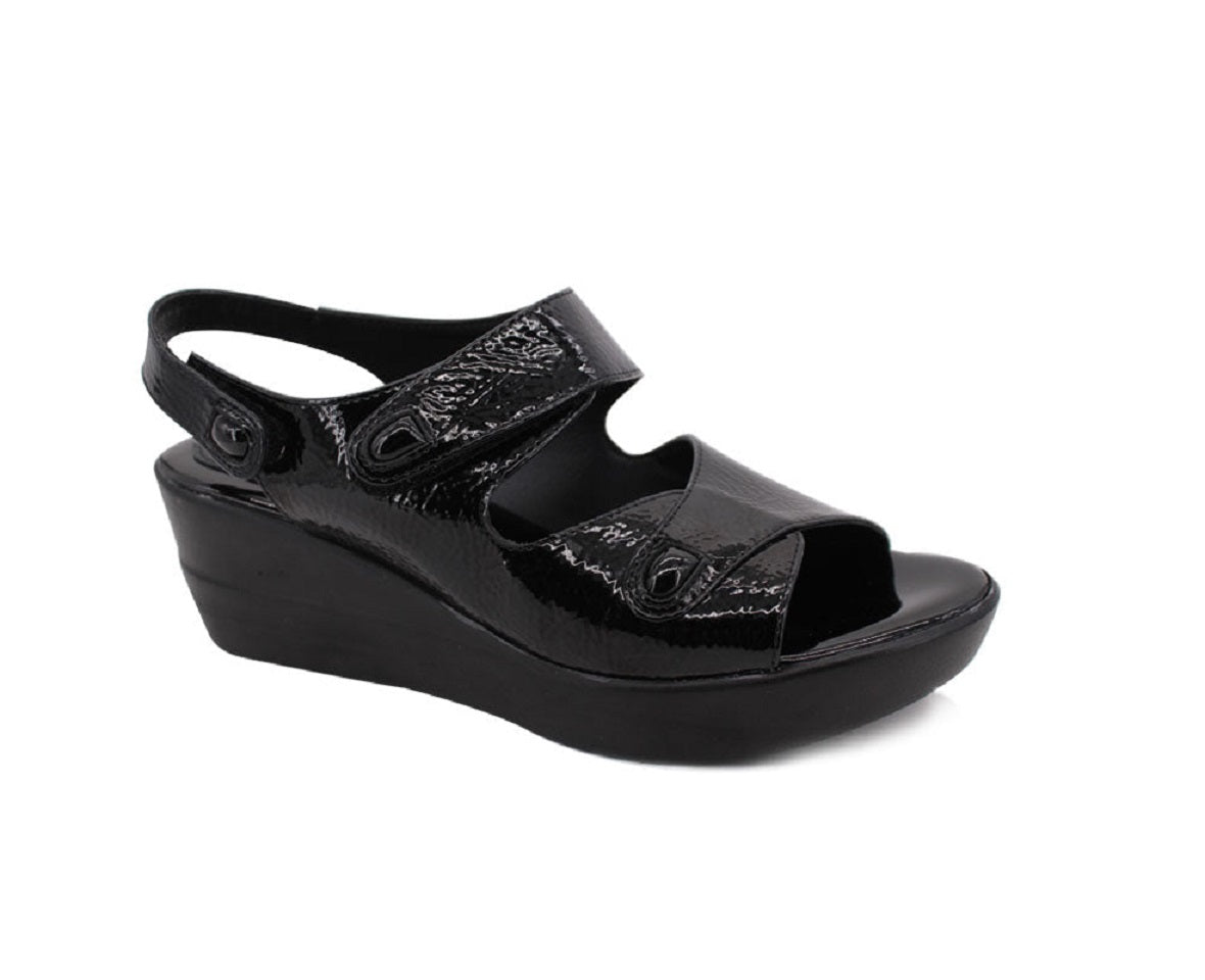 Foto 1 | Sandalias Manet 335-08 color Negro Charol Arrugado