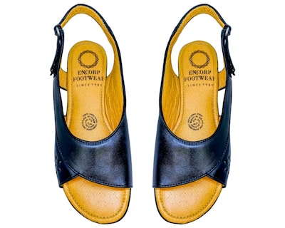 Foto 7 | Sandalias Enco Footwear de Piel Soft Comfort Negras para Mujer