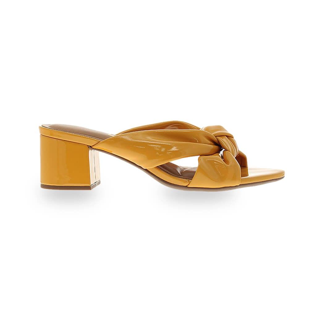 Foto 2 pulgar | Sandalias de Tacón Vizzano Amarillas para Mujer