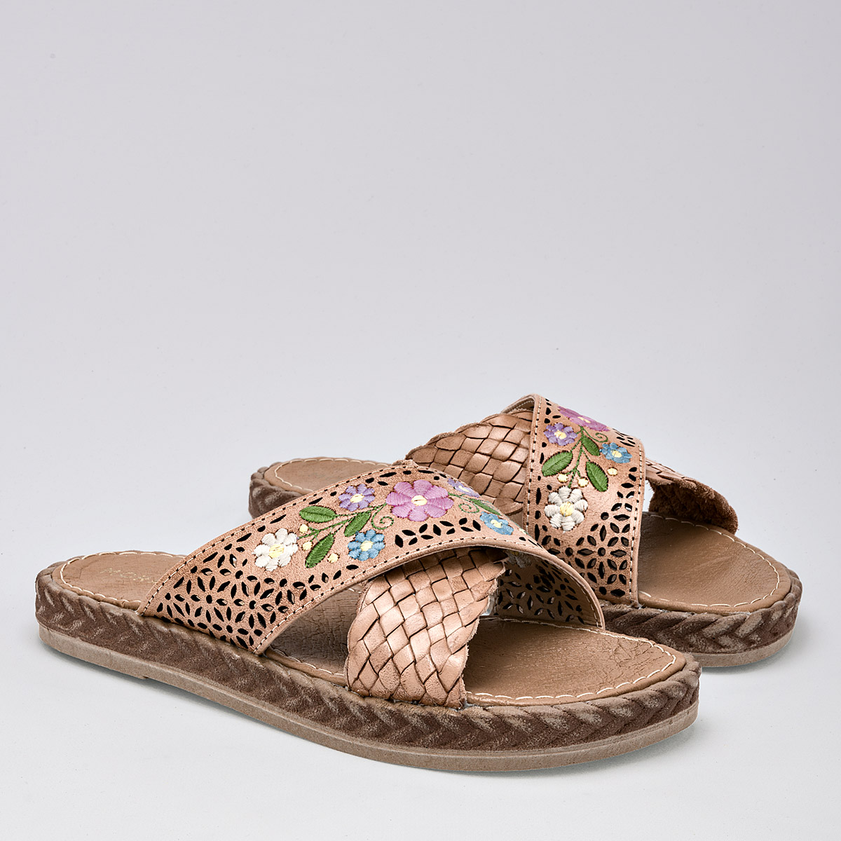 Foto 3 pulgar | Sandalia para Mujer Mora Tierra Beige 125251-e