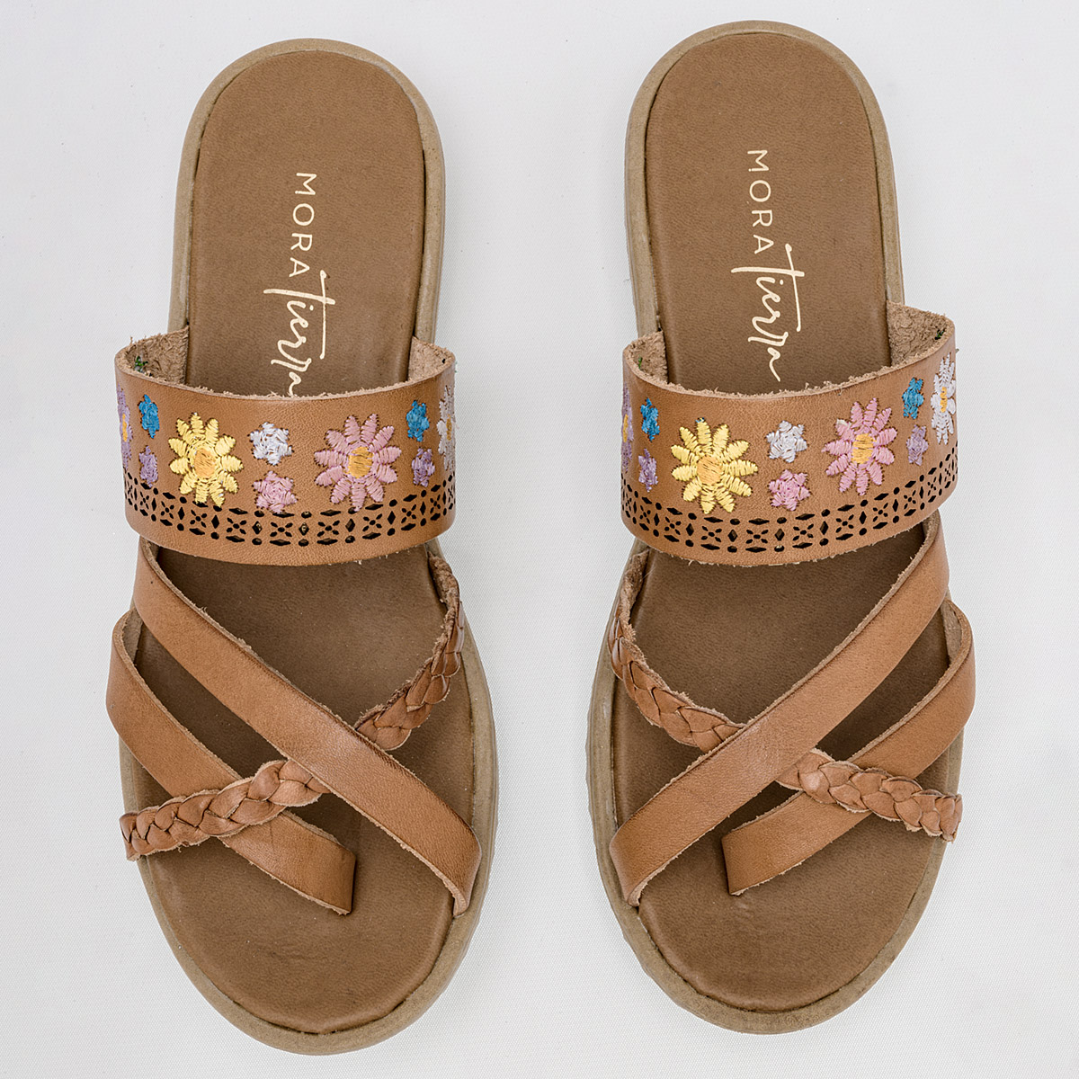 Foto 4 pulgar | Sandalias Mora Tierra Camel Multicolor para Mujer