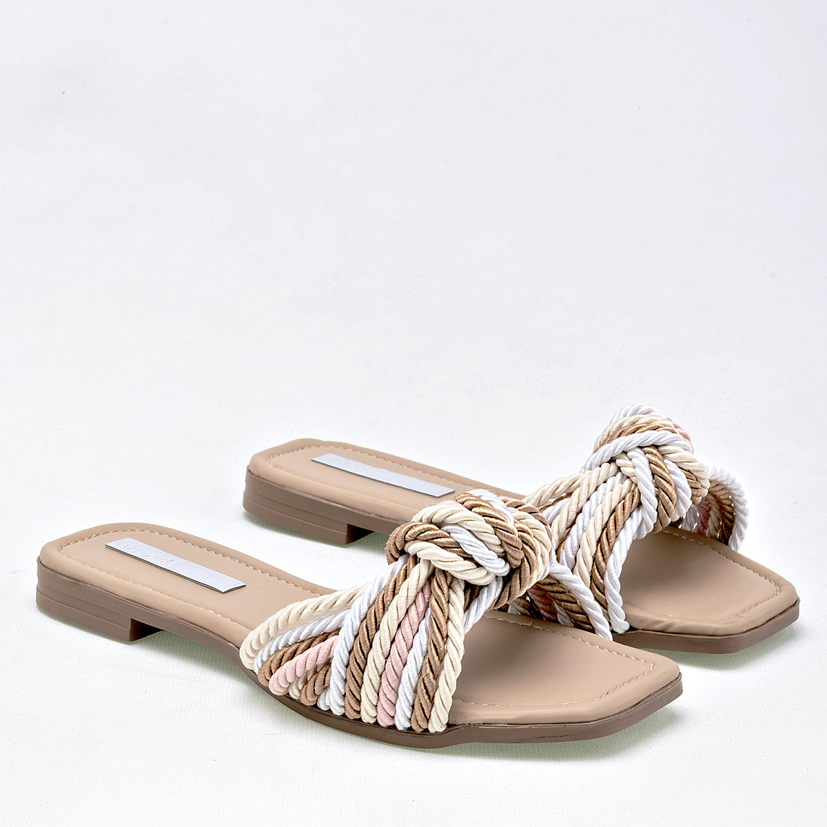 Foto 3 pulgar | Sandalias Moramora Beiges para Mujer