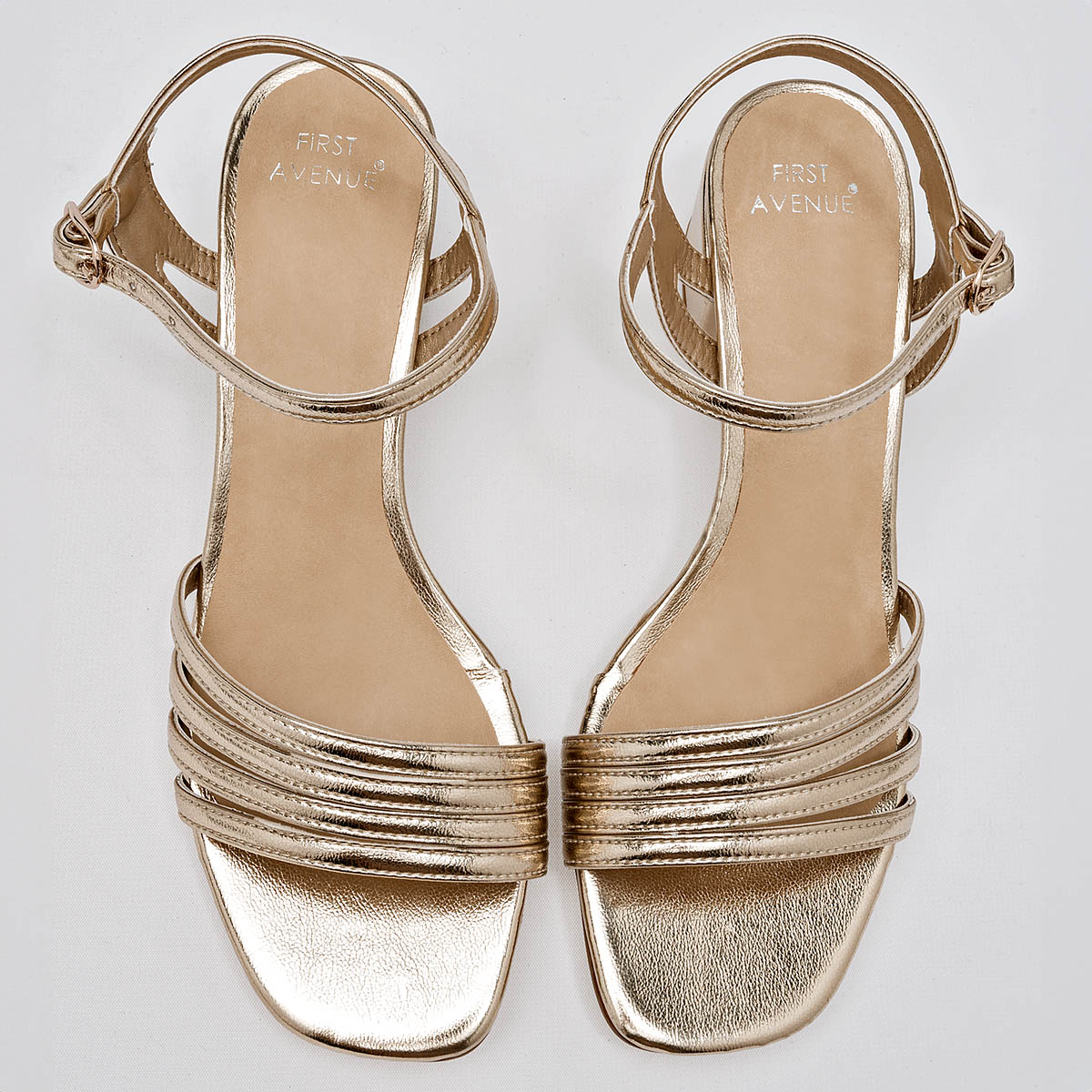 Foto 4 pulgar | Sandalias de Tacón First Avenue Doradas para Mujer