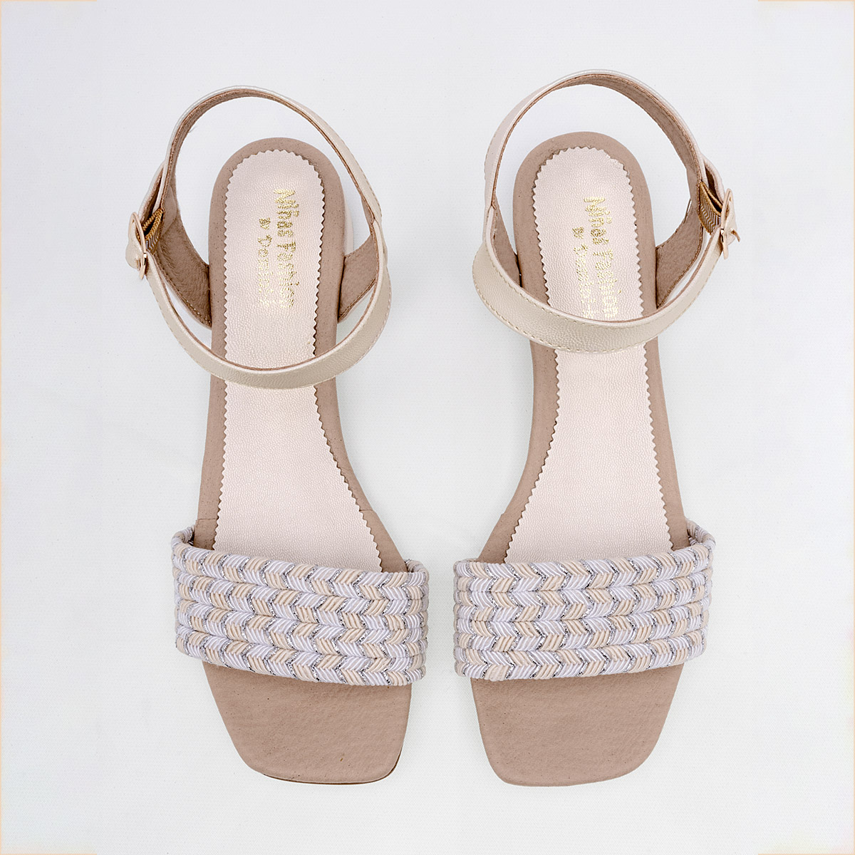 Foto 4 pulgar | Sandalia para Mujer Niñas Fashion Beige 126119-e