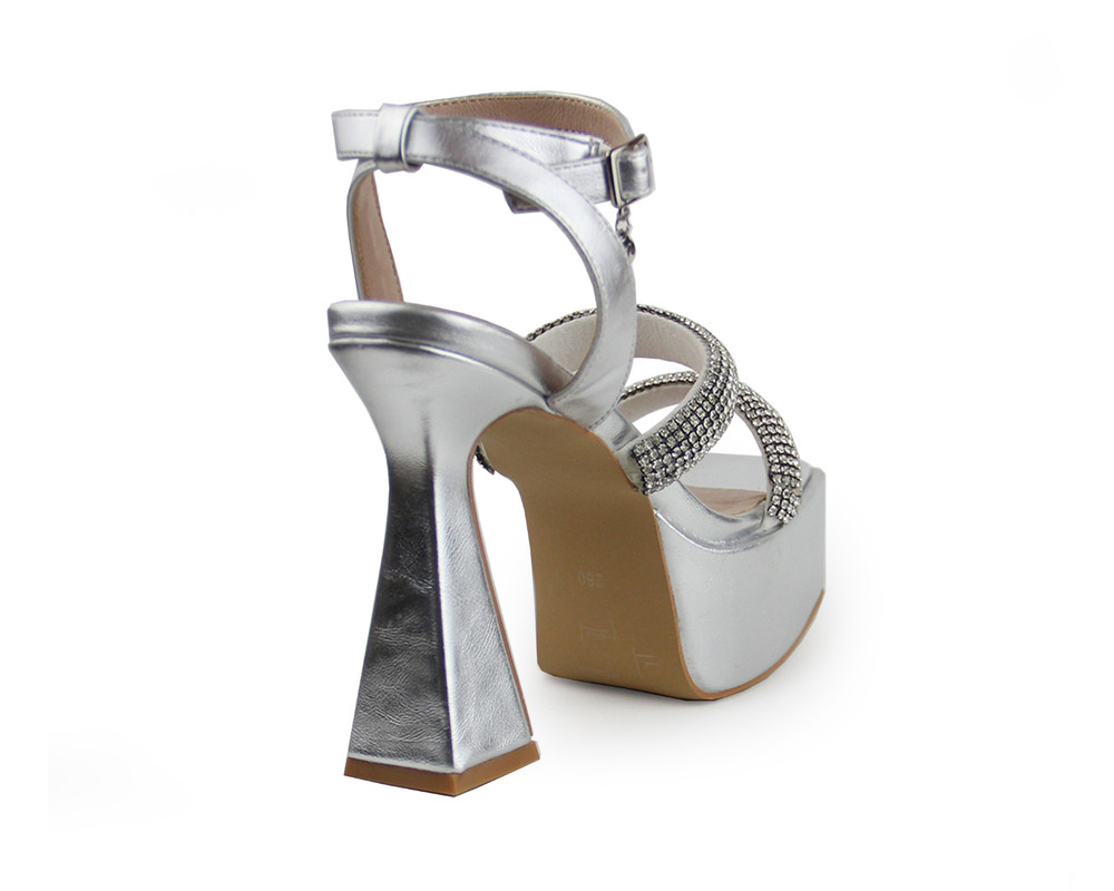 Foto 4 pulgar | Sandalia Para Mujer Lob Footwear Pu Plata 92404090