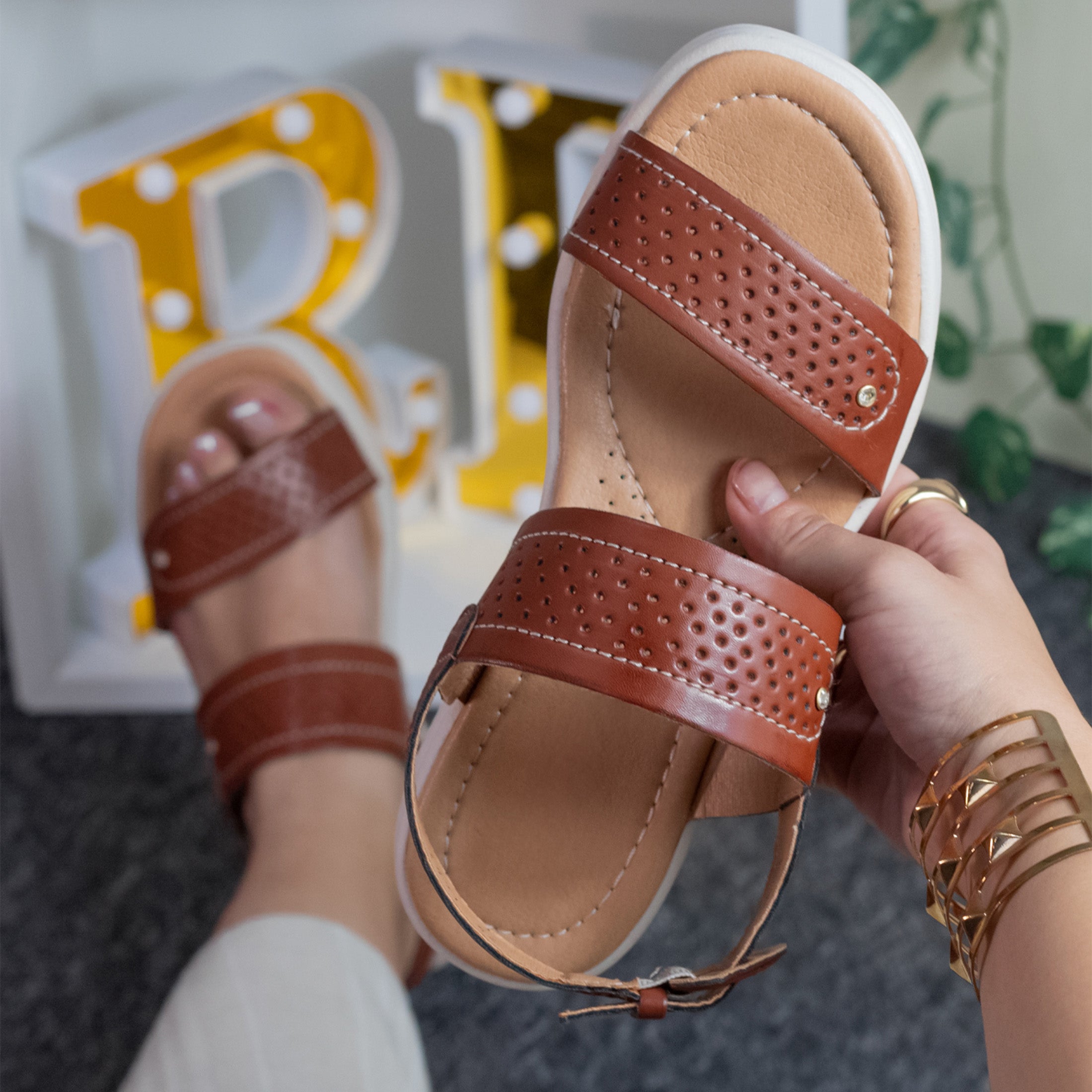 Foto 3 pulgar | Sandalias RbCollection para Mujer