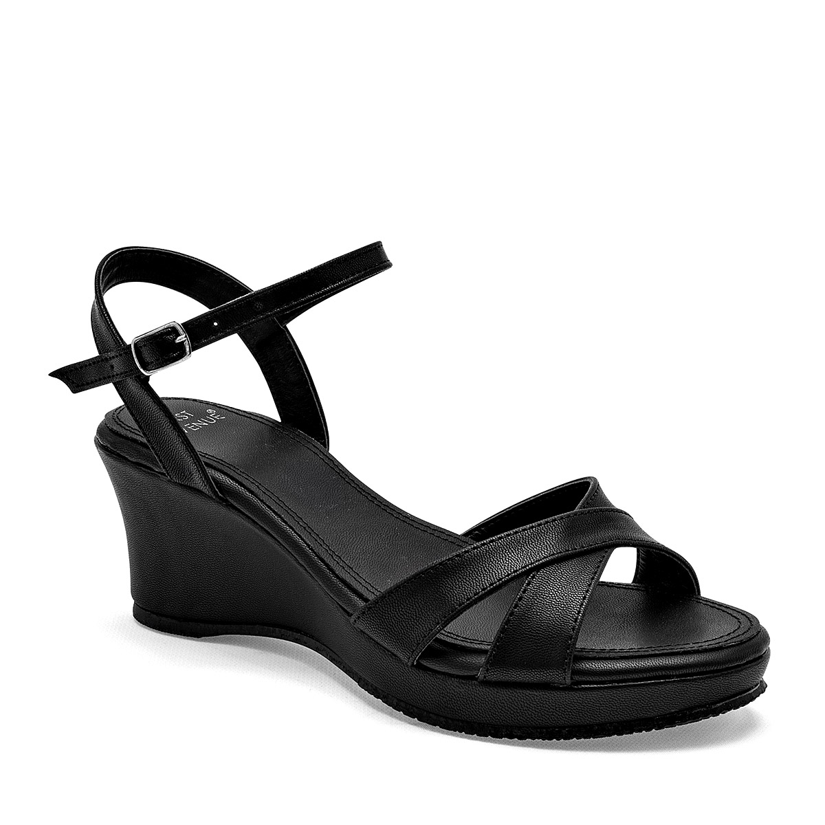 Foto 2 pulgar | First Avenue Sandalia Para Mujer Negro Cod.132139