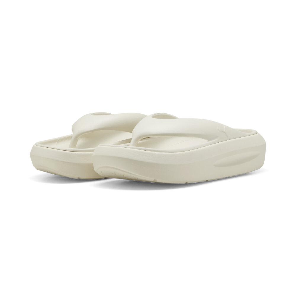 Foto 2 pulgar | Sandalias Puma Flatter Flip Blancas para Mujer