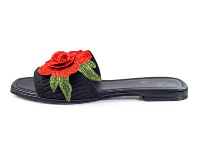 Foto 4 | Sandalia De Piso A Ángelozano Adornada Con Flores Rojas, Color Negro