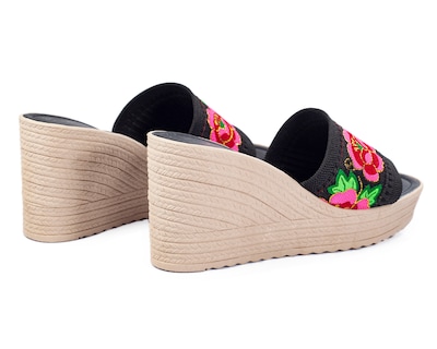 Foto 4 | Sandalia De Plataforma A Ángelozano Tira Flores, Color Negro