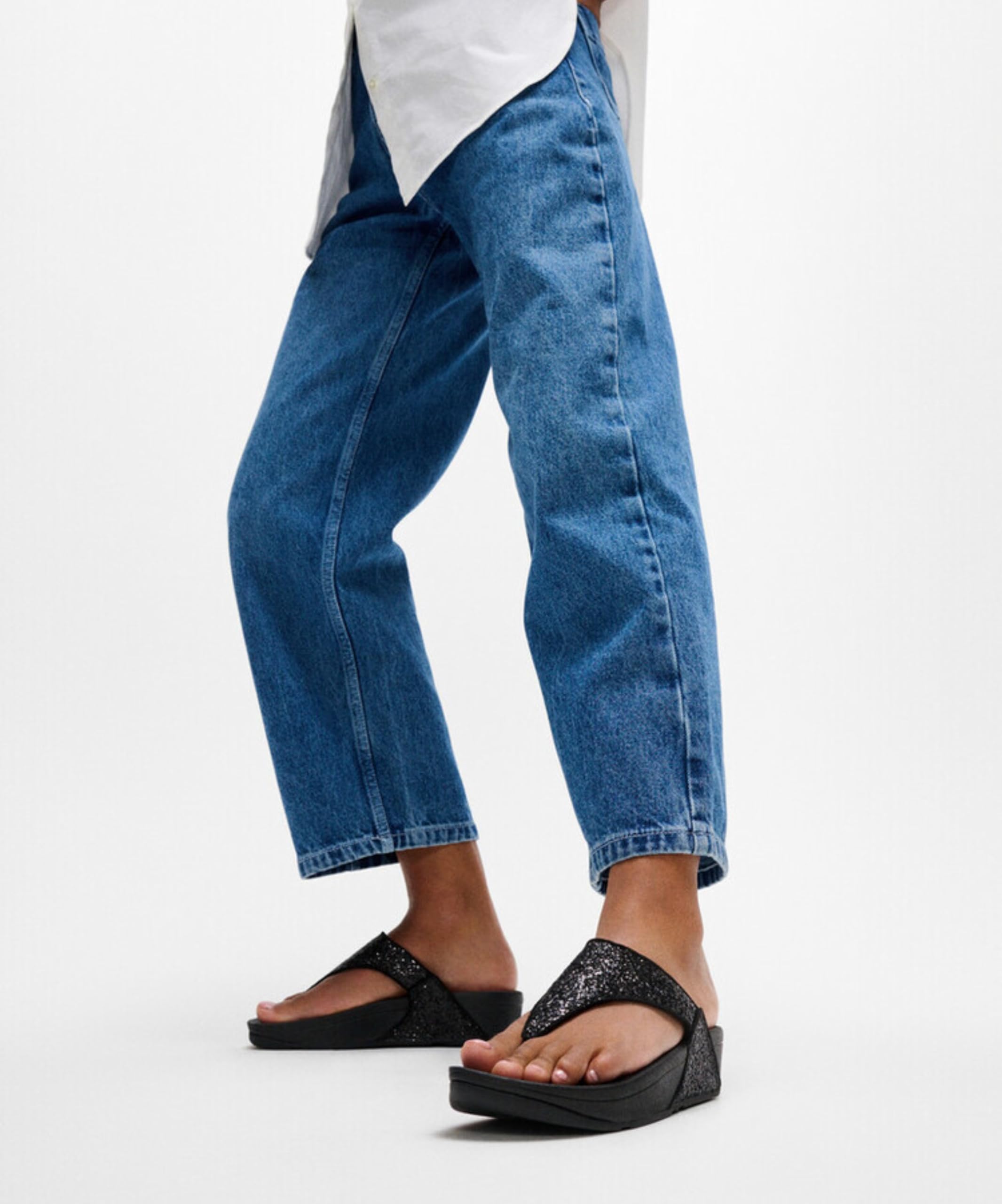 Foto 7 pulgar | Flip-flop Fitflop Para Mujer Con Purpurina Negra, Talla 6 - Venta Internacional.