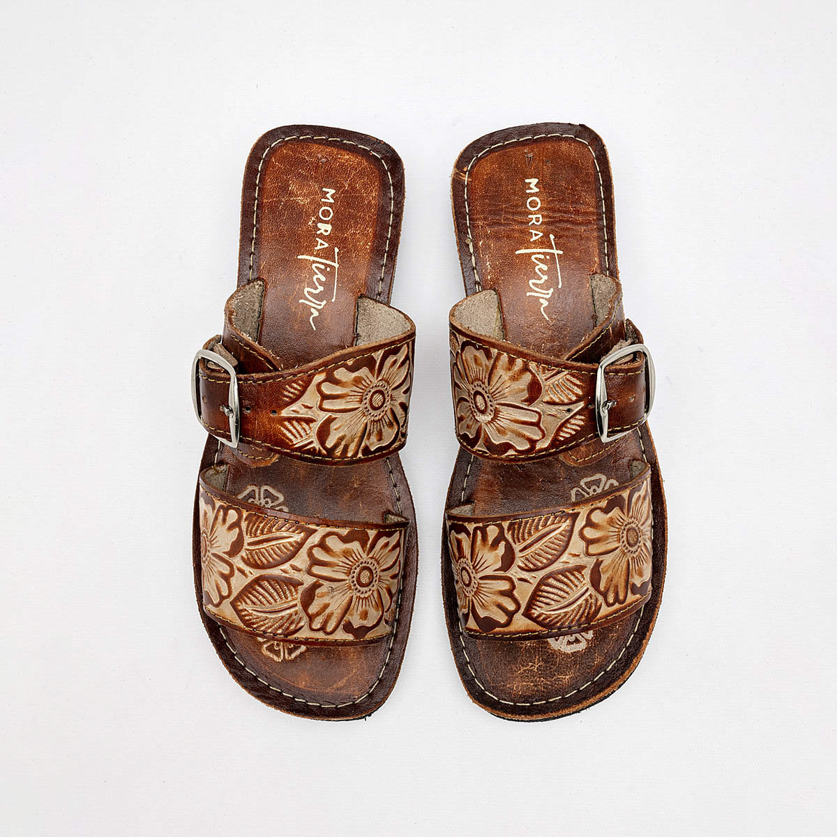 Foto 4 pulgar | Mora Tierra Sandalia Para Mujer Café Beige