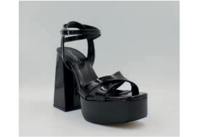 Foto 1 | Zapatillas Danae Nuñez color Negro para Mujer