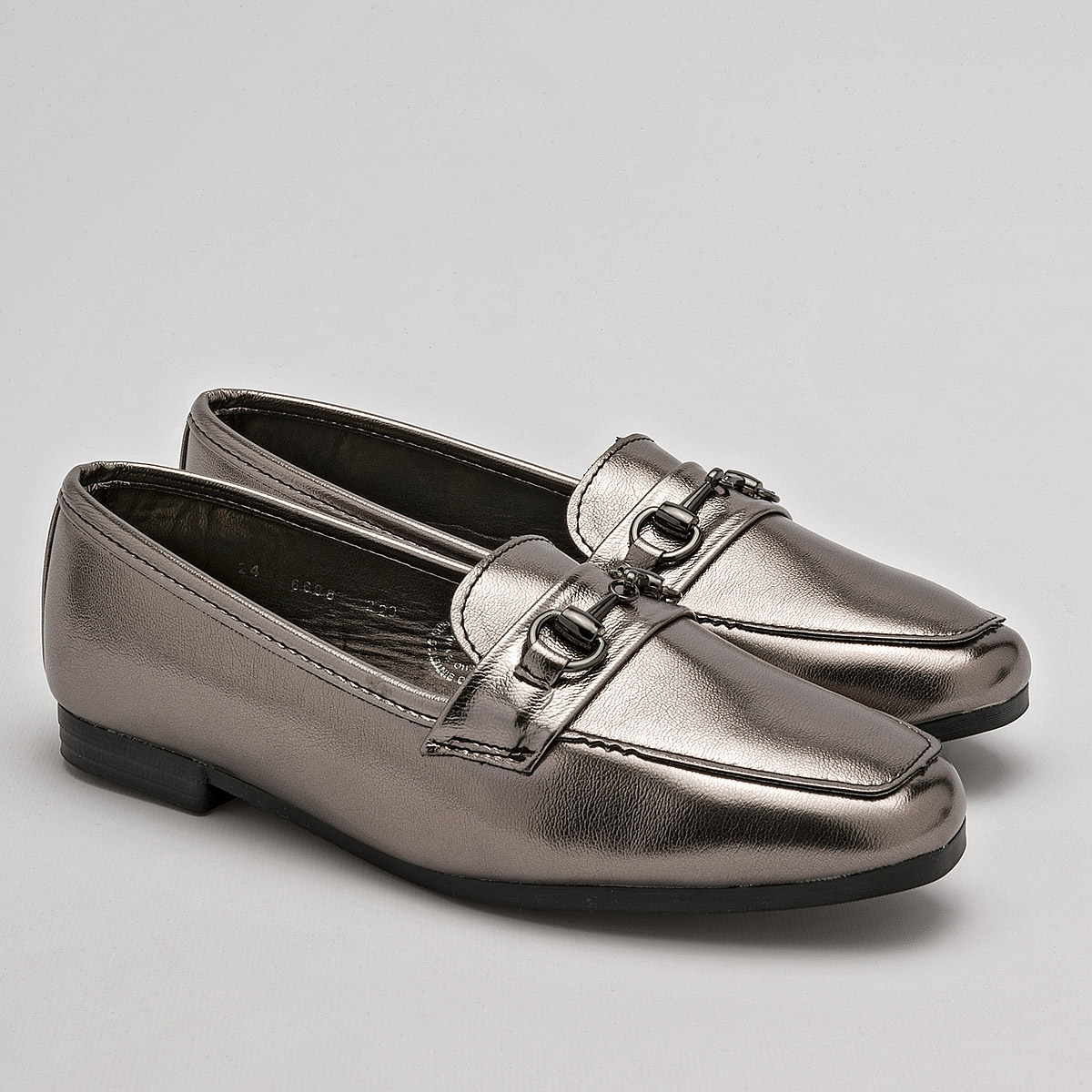 Foto 3 pulgar | Zapatos Ivi Love Gris Metálico para Mujer