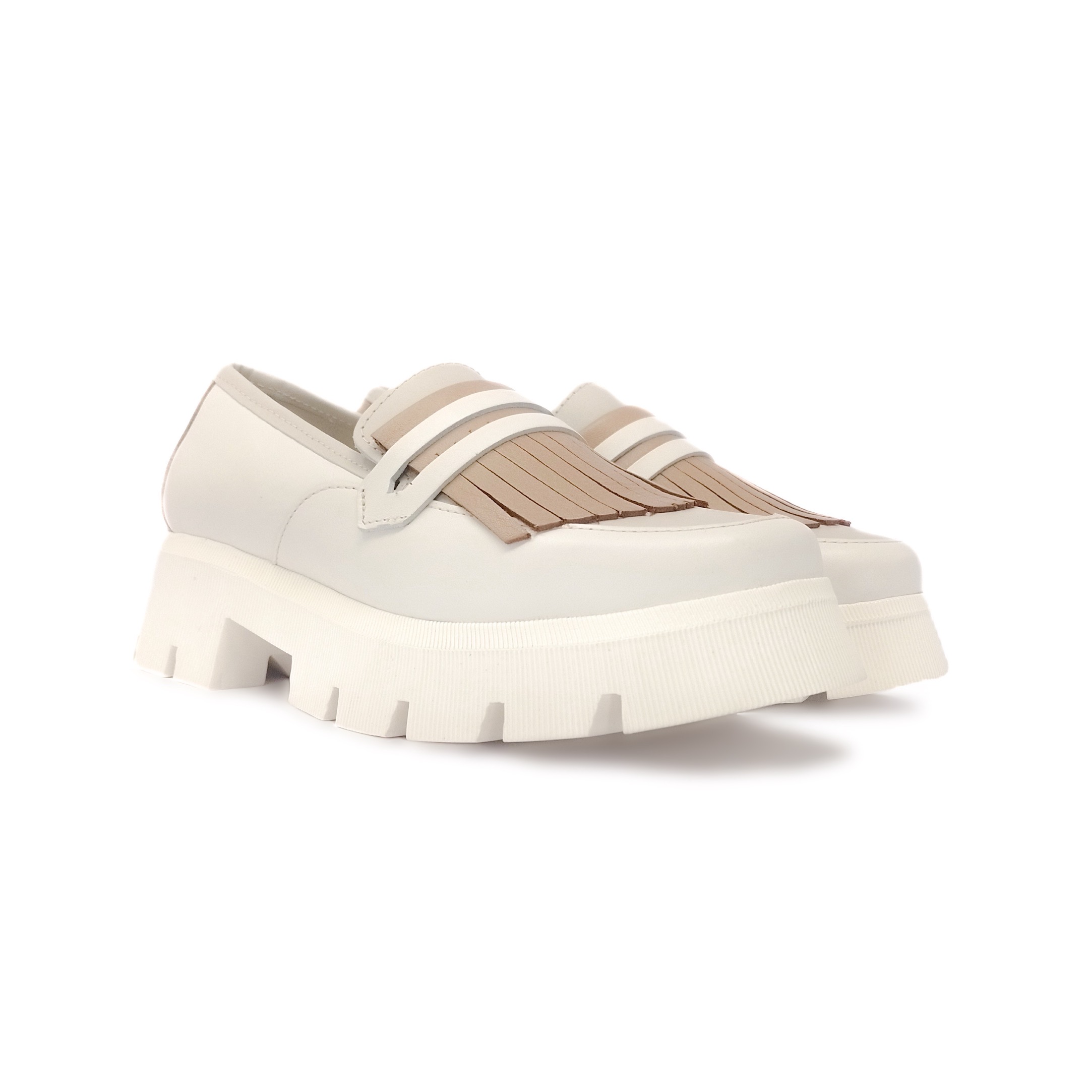 Foto 2 pulgar | Mocasín Penny Loafer Chunky Dasalo en Piel Vacuna Café para Mujer