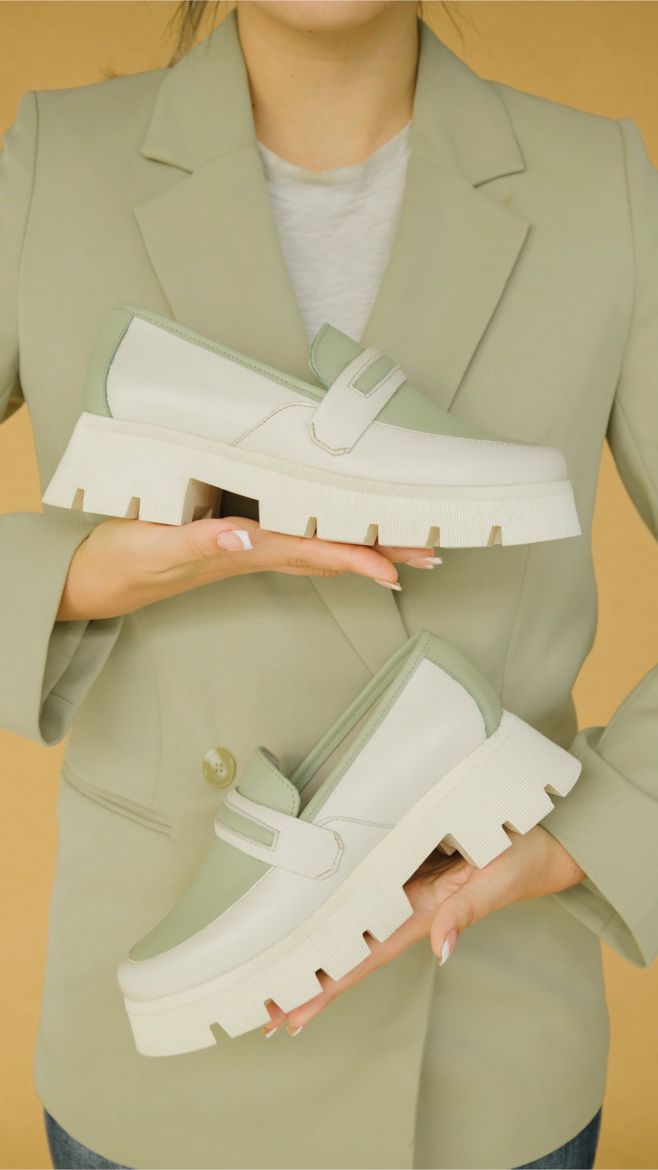 Foto 6 | Mocasín Chunky Dasalo en Piel Vacuna Menta y Blanca para Mujer