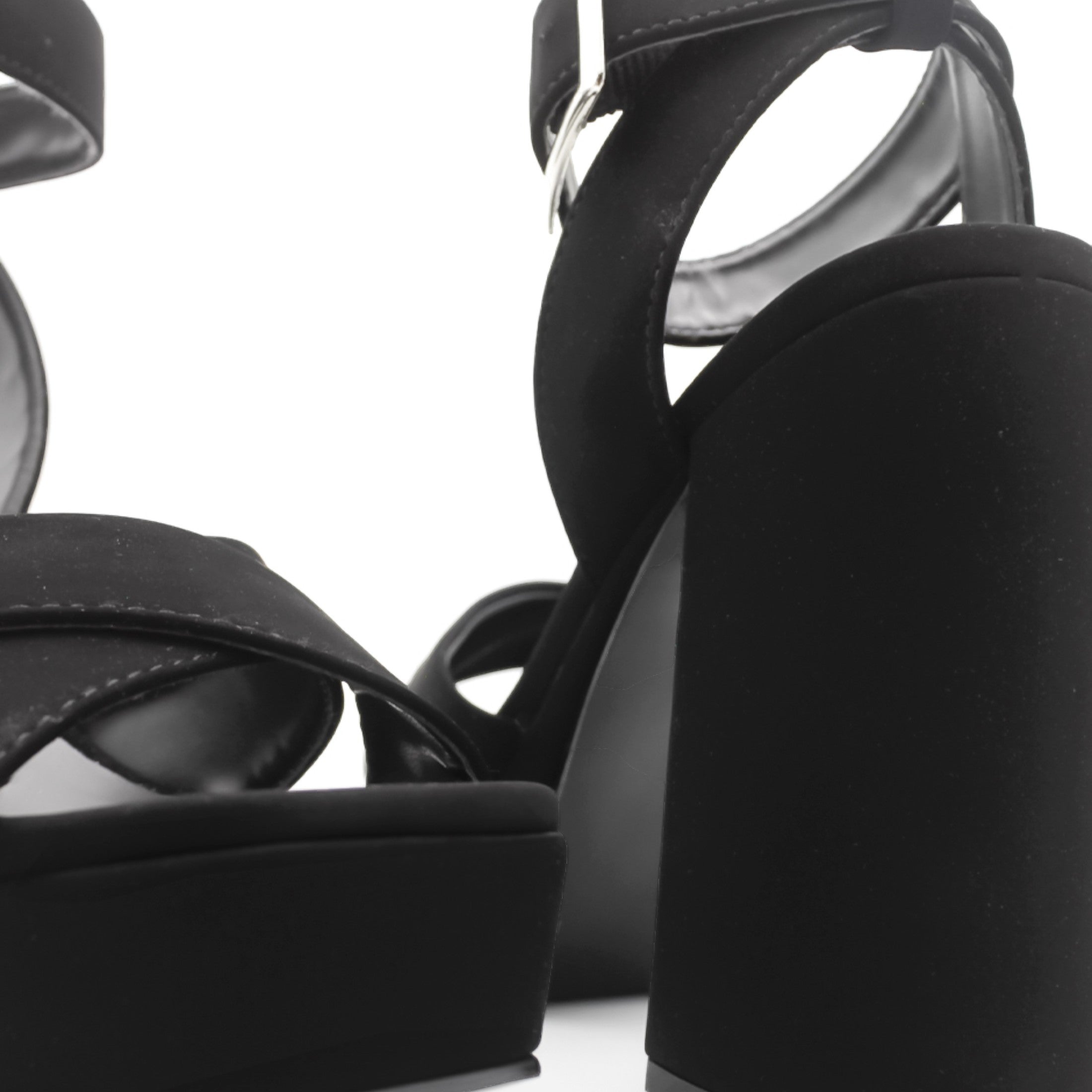 Foto 6 pulgar | Sandalia Con Tacón Exterior Gamuza Sintética Color Negro Para Mujer De Rbcollection