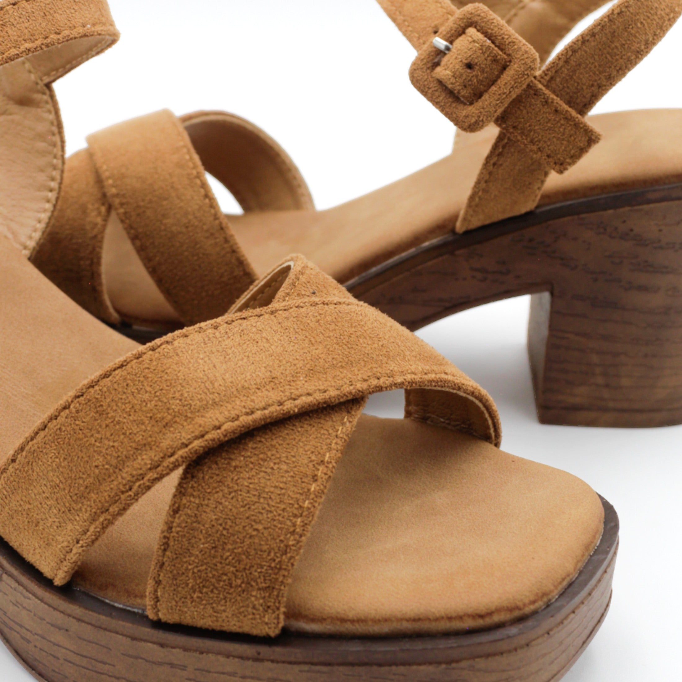 Foto 6 pulgar | Sandalia Con Tacón Exterior Gamuza Color Café Para Mujer De Rbcollection