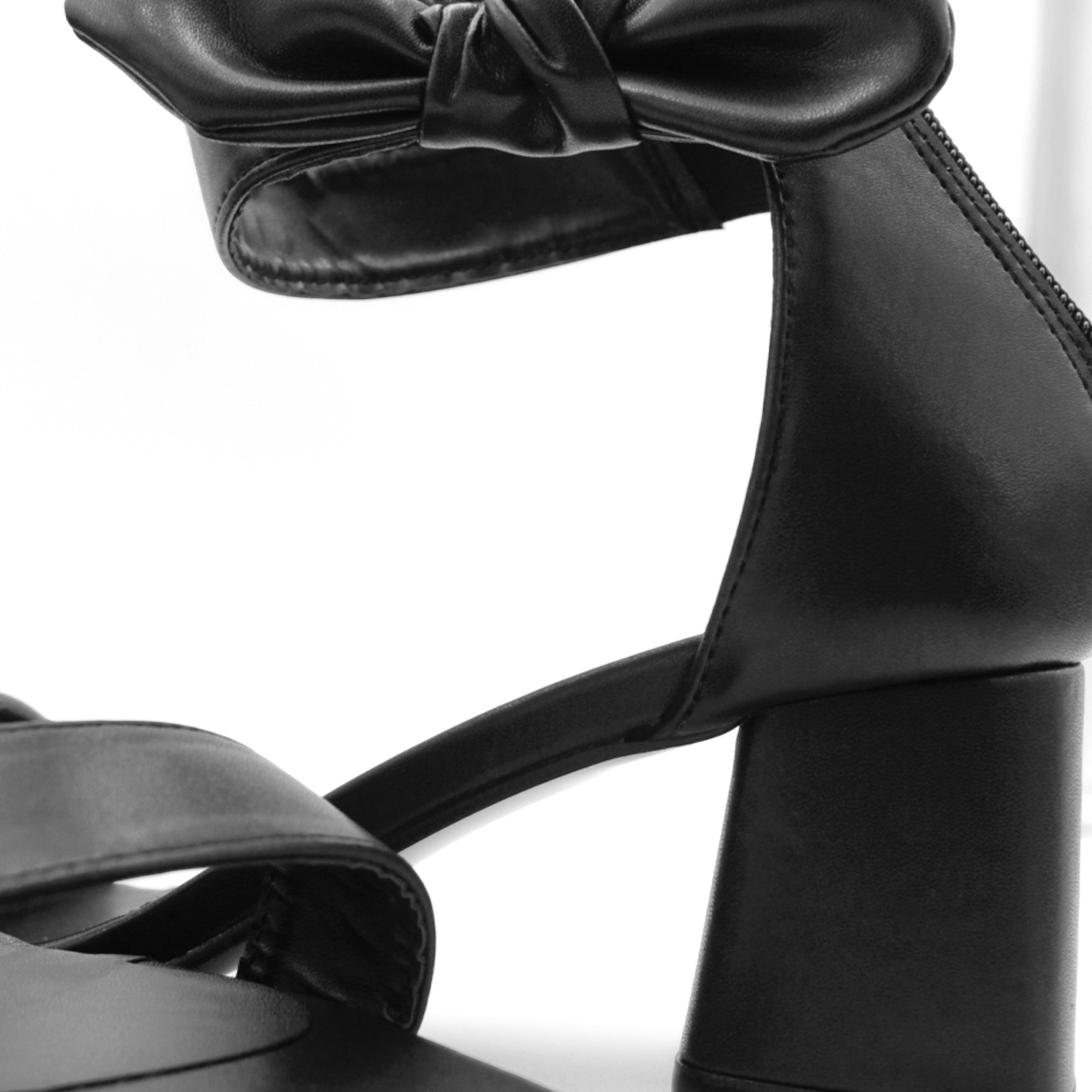 Foto 7 pulgar | Sandalia Con Tacón Exterior Piel Vegana Color Negro Para Mujer De Rbcollection
