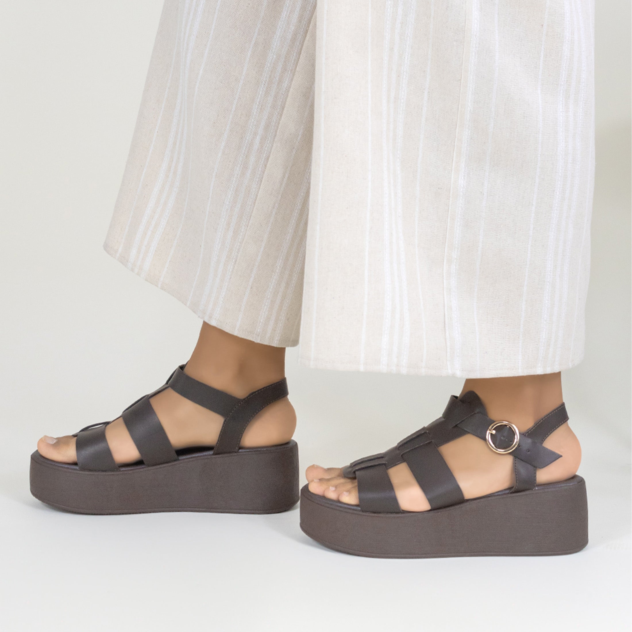 Foto 3 pulgar | Sandalias Con Plataforma Rbbasics Exterior Piel Vegana Café Para Mujer
