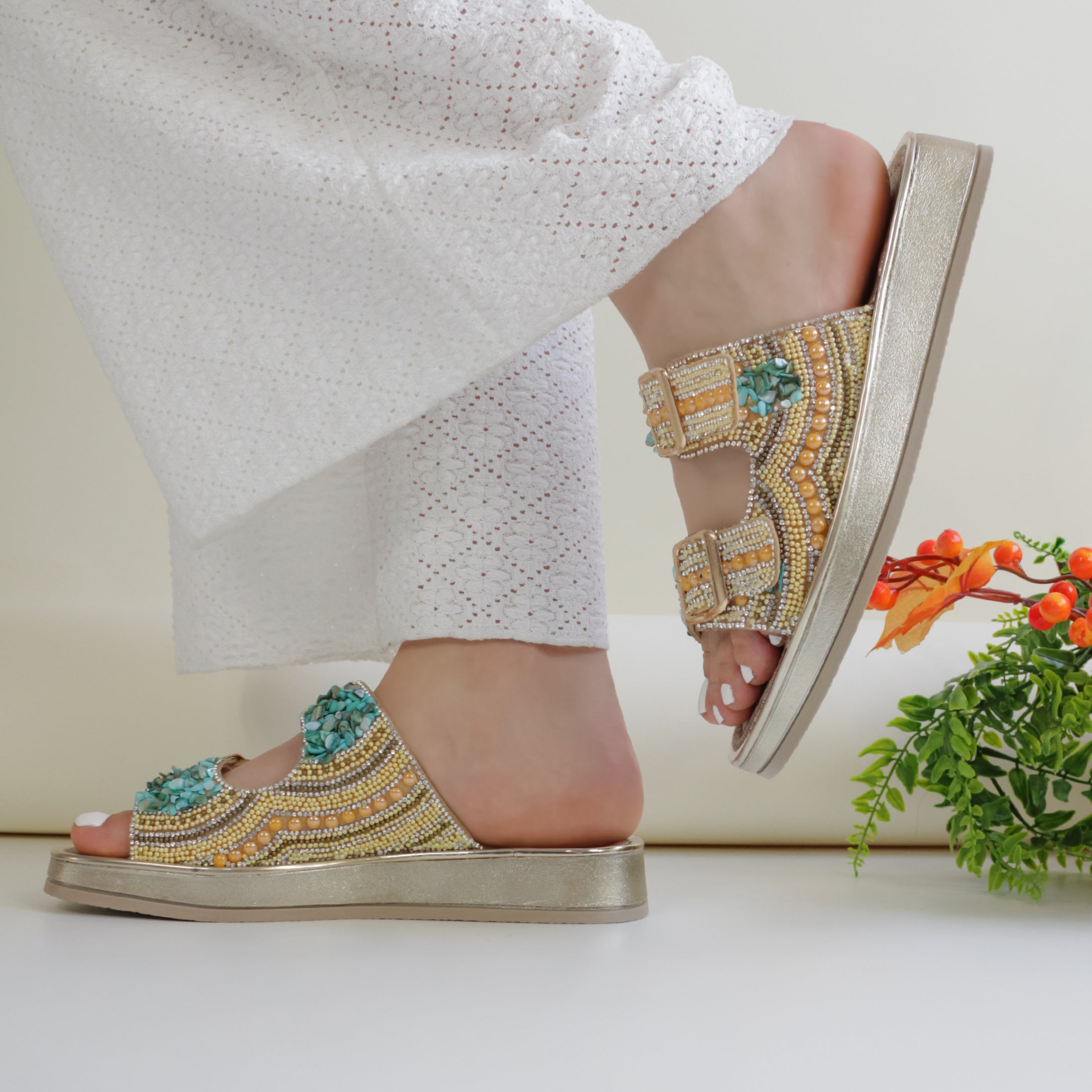 Foto 1 | Sandalias Con Plataforma Exterior Sintético Color Oro Para Mujer De Rbcollection