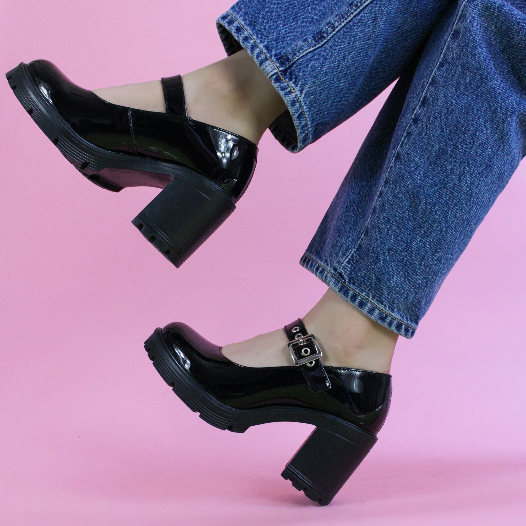 Zapatillas Exterior Charol Color Negro Para Mujer De Rbcollection