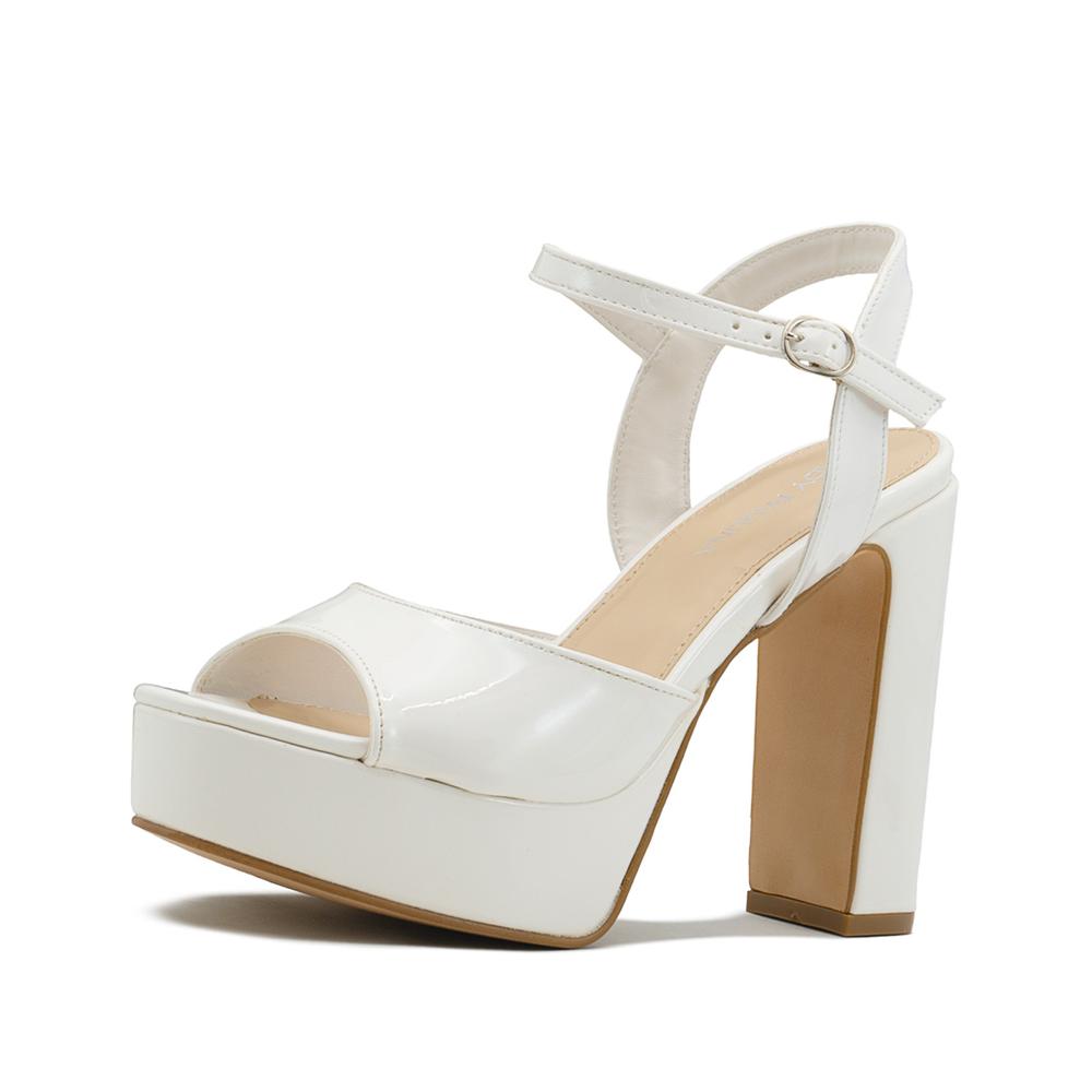 Foto 4 pulgar | Zapatilla Para Mujer Graduación Formales Color Charol Late Beige