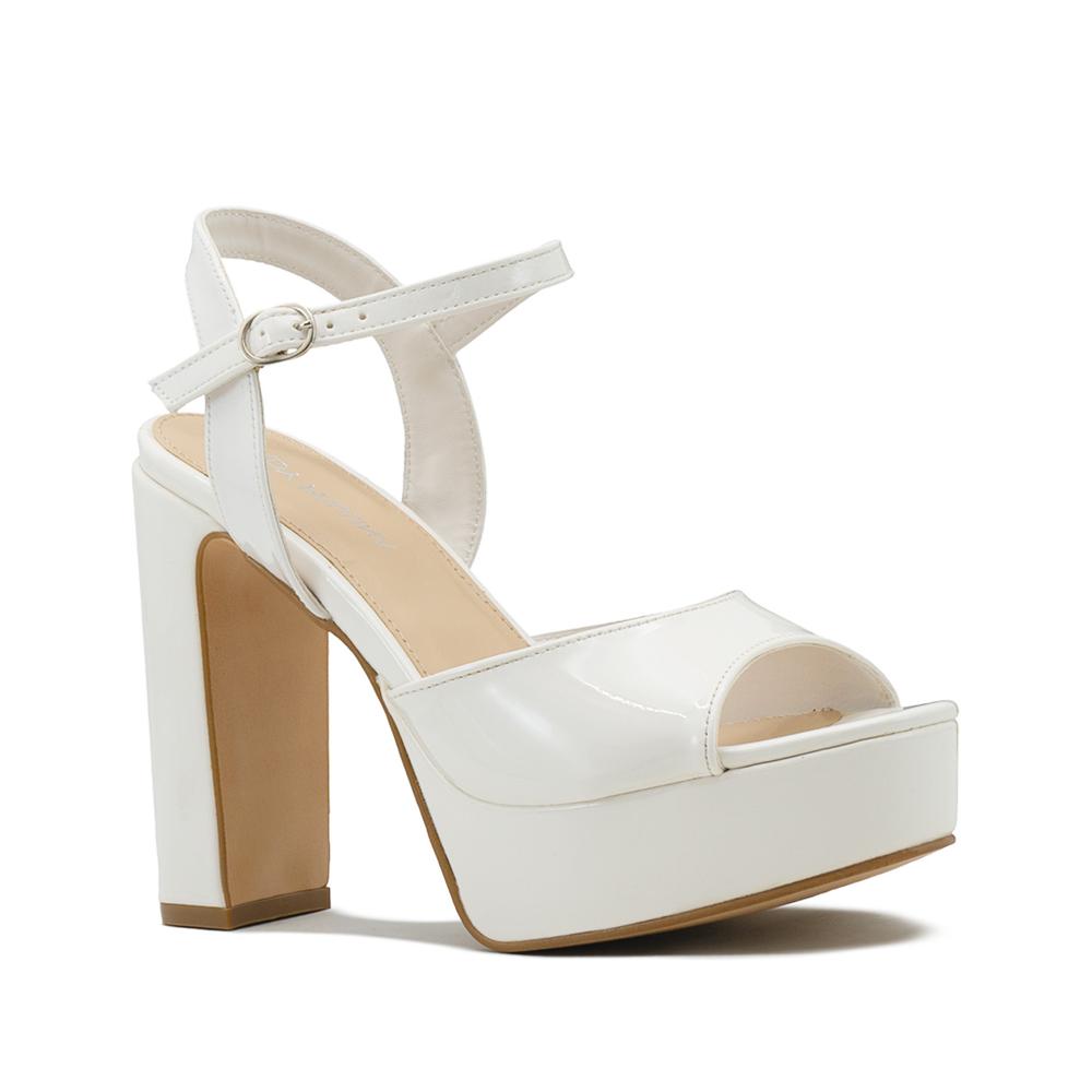 Foto 5 pulgar | Zapatilla Para Mujer Graduación Formales Color Charol Late Beige